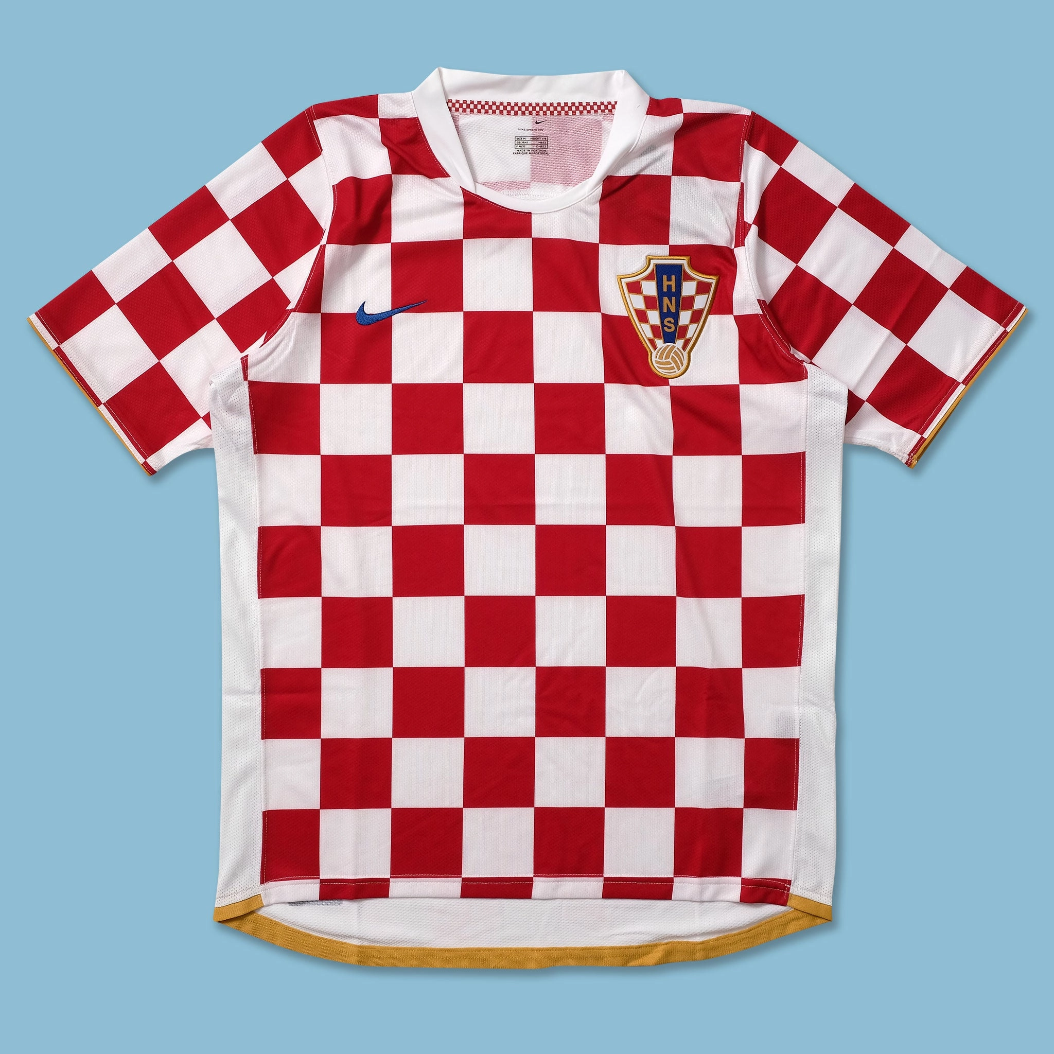 Wrinkle Resistant Weave 2006 Nike Croatia Jersey