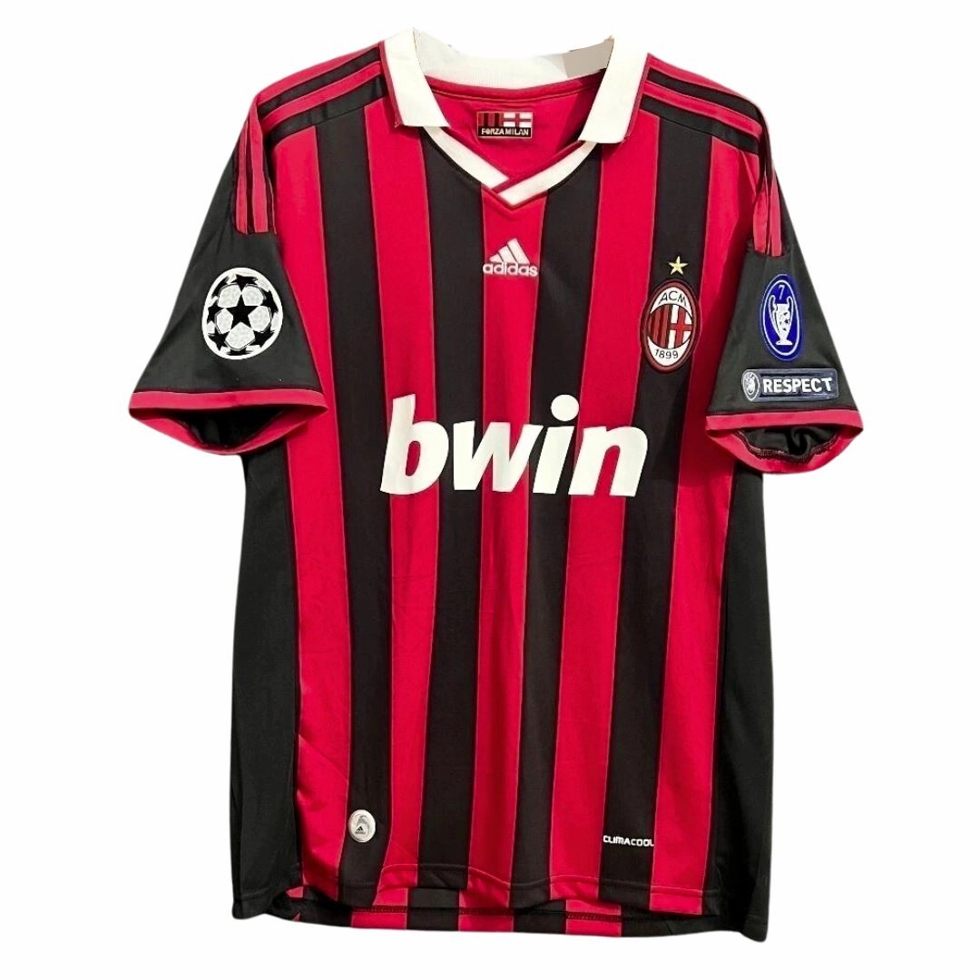 Smooth Zone Paneling Non Restrictive Tailoring 2009/10 AC Milan Home Jersey
