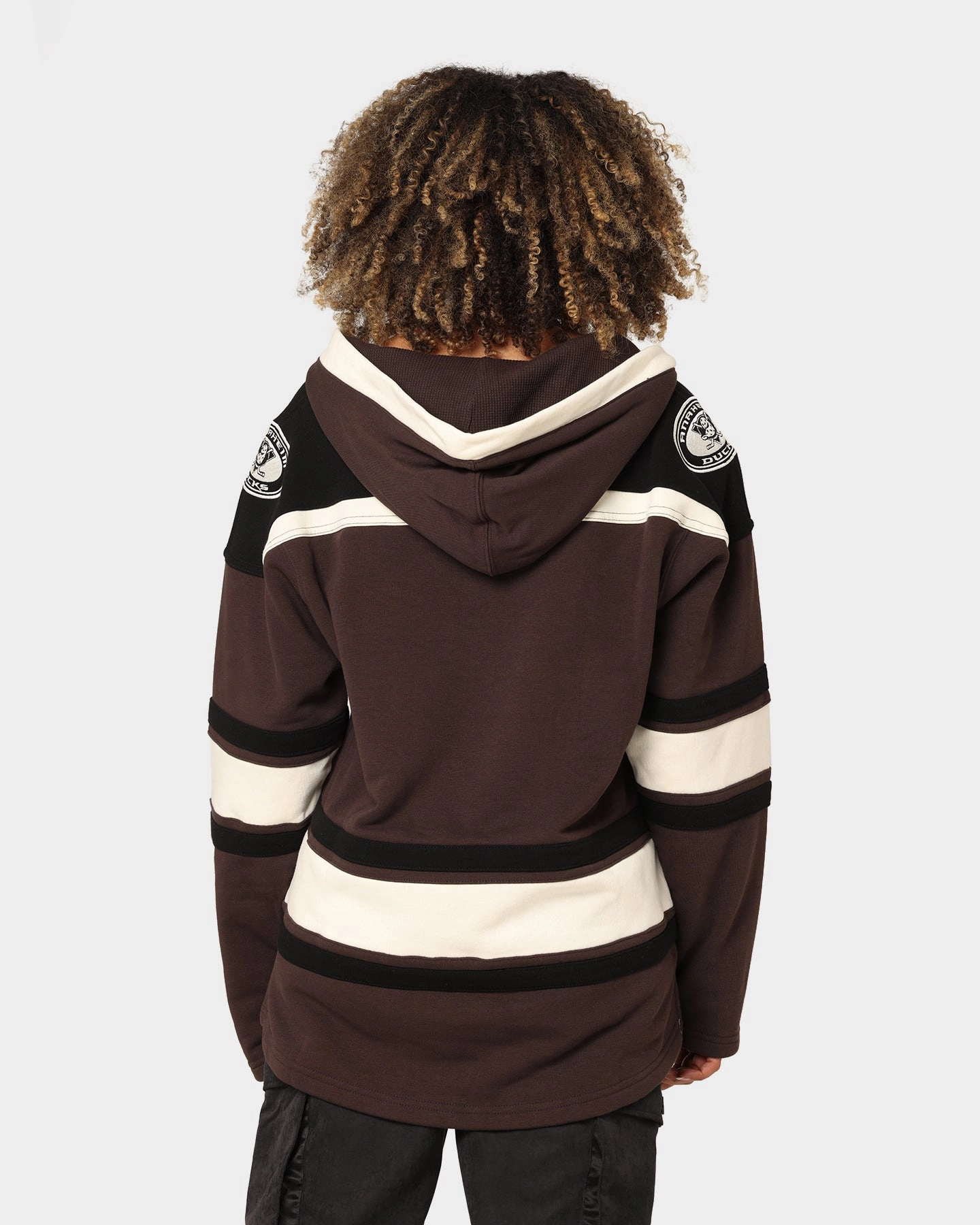 Assignment Hyperguard Water Resistance 47 Brand Anaheim Ducks Superior Lacer Hoodie Brown