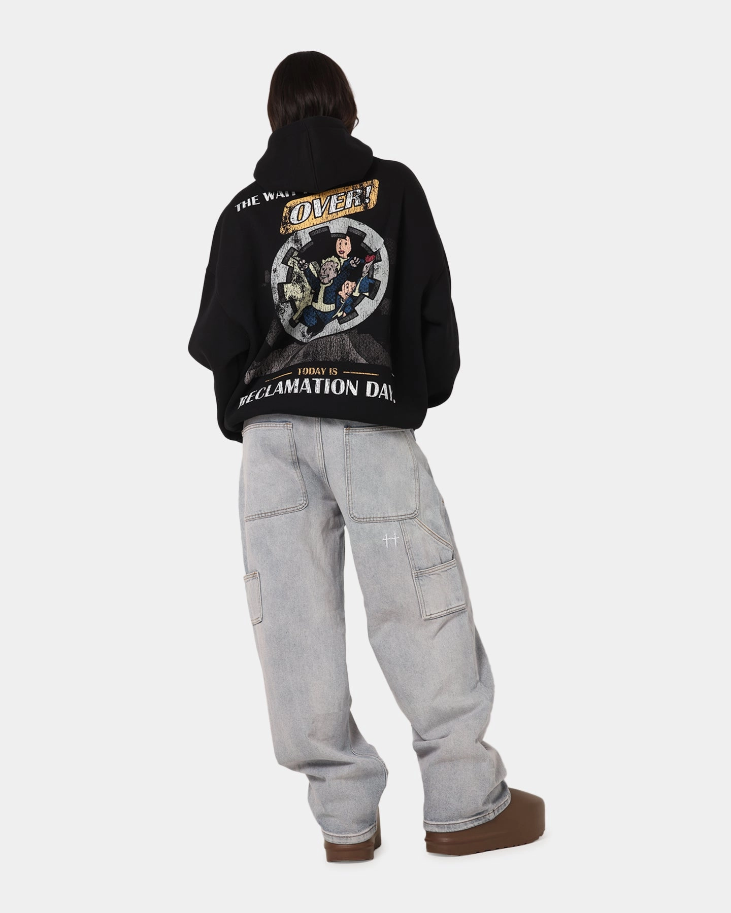 Sparkly details Outdoor Approved 73 Studio X Fallout '76 Fallout Premium Hoodie Black