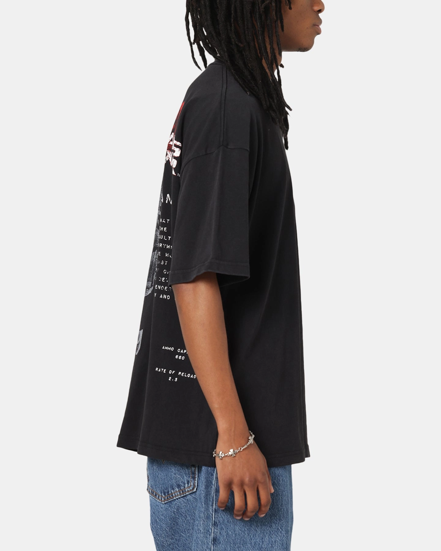 Boat neck style Short sleeved breeziness 73 Studio X Gears Of War Lancer Vintage T-Shirt Black Acidwash