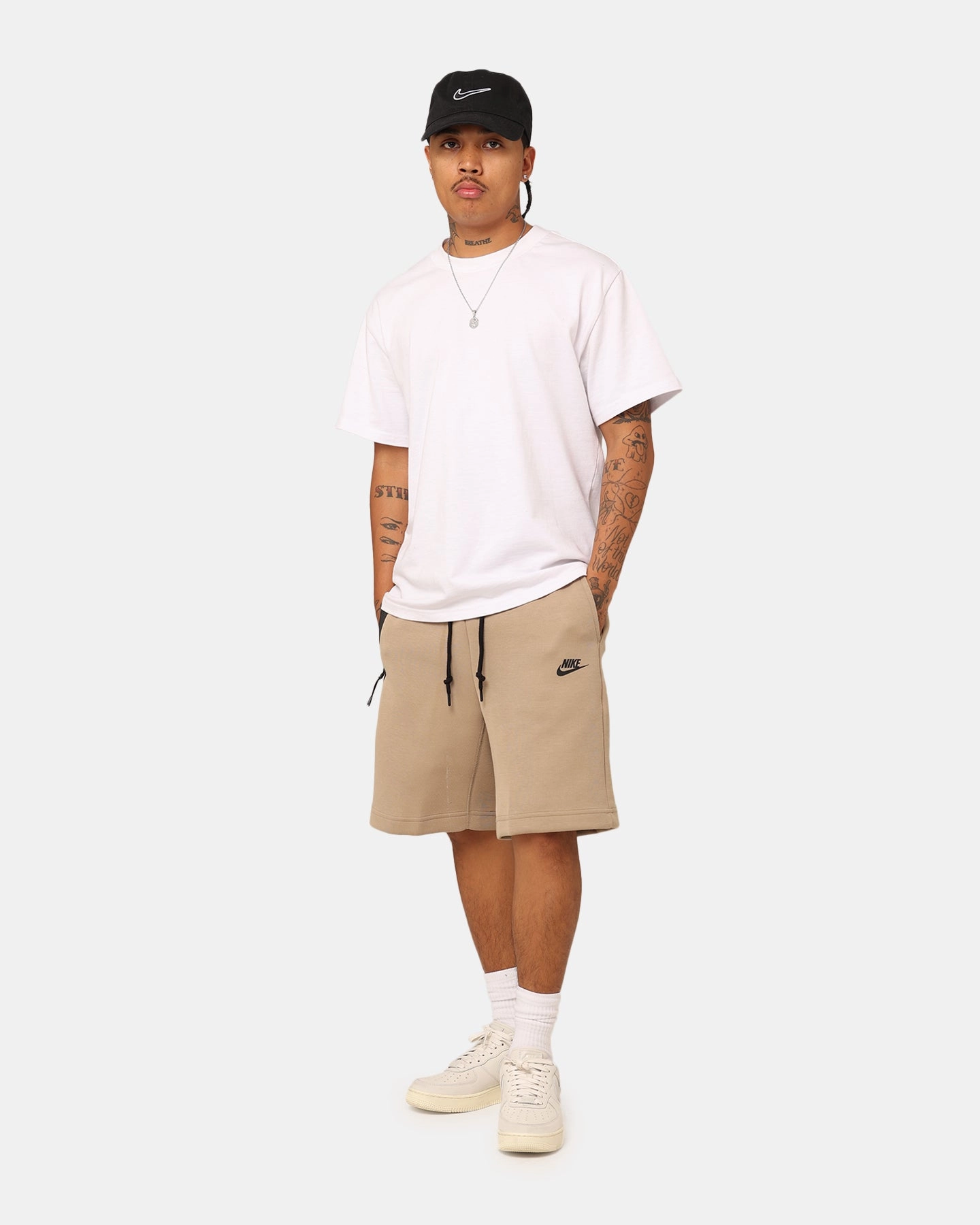 Nike Tech Fleece Shorts Khaki/Black Vintage Look