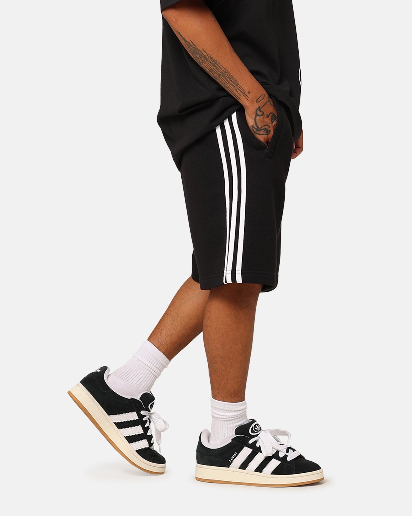 Soft touch finish Adidas Adicolour Classics 3-Stripes Sweat Shorts Black