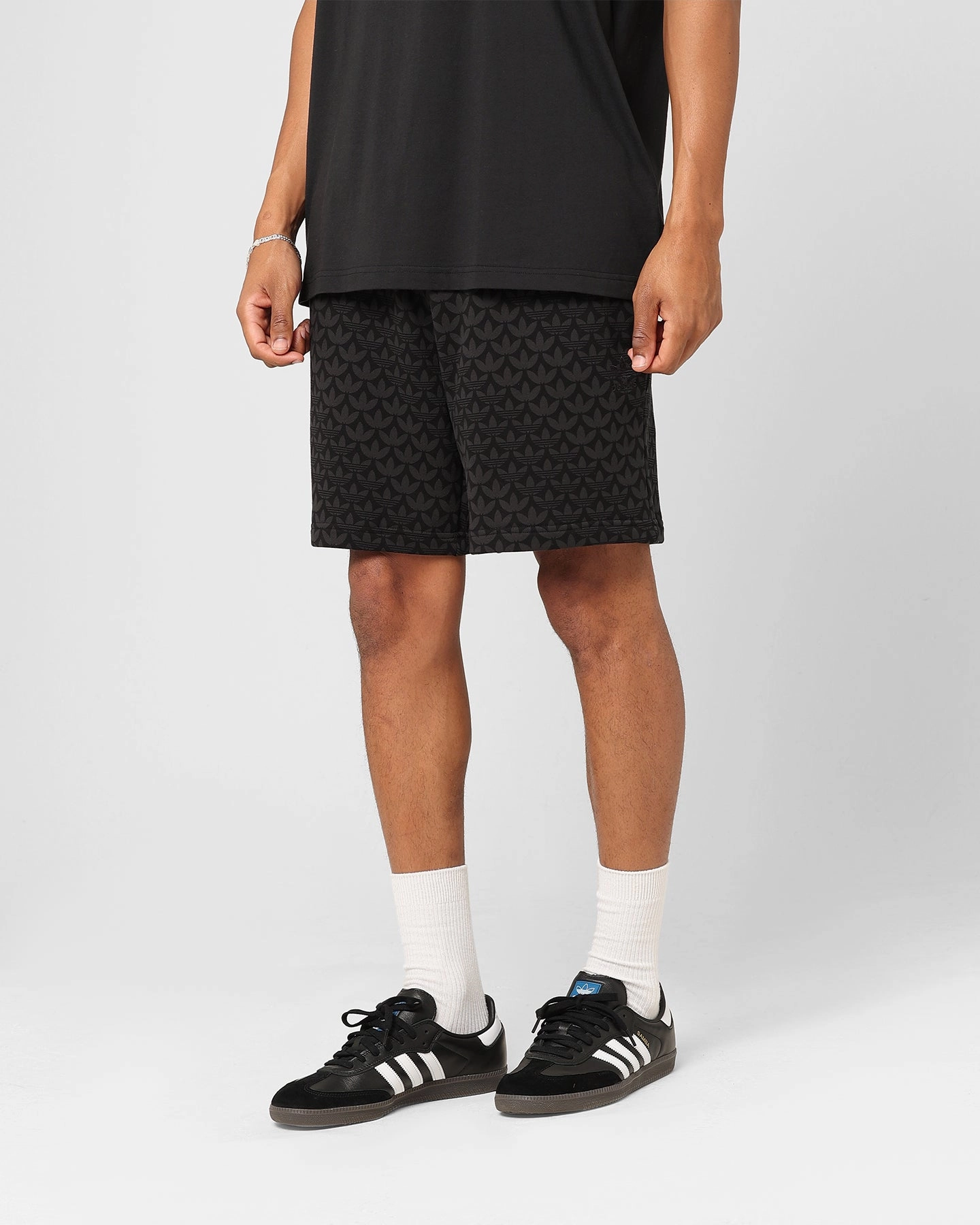 Adidas Graphics Monogram Shorts Black Sleepwear scarf