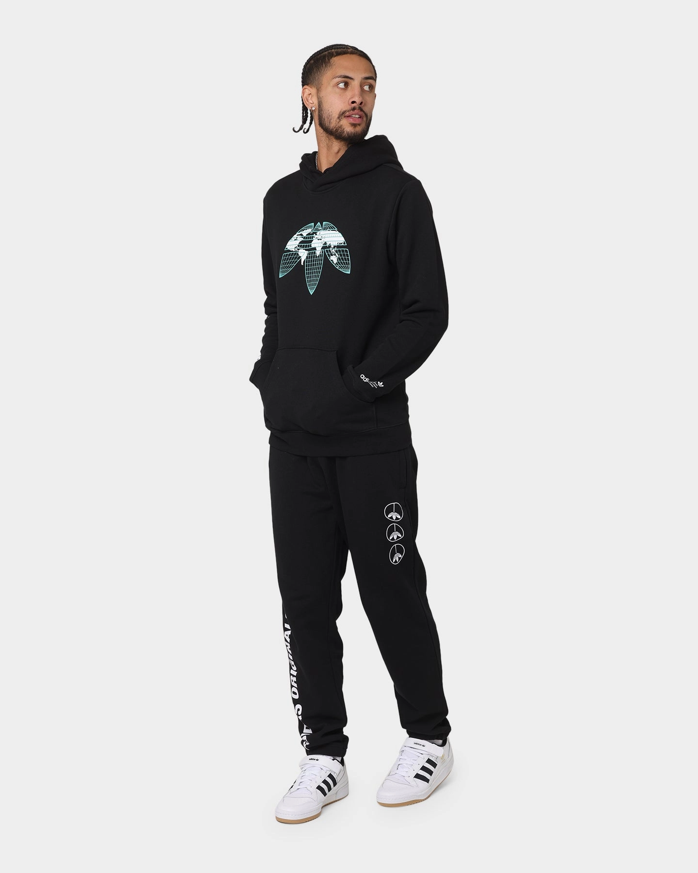 Avoid Adidas Graphics United Hoodie Black