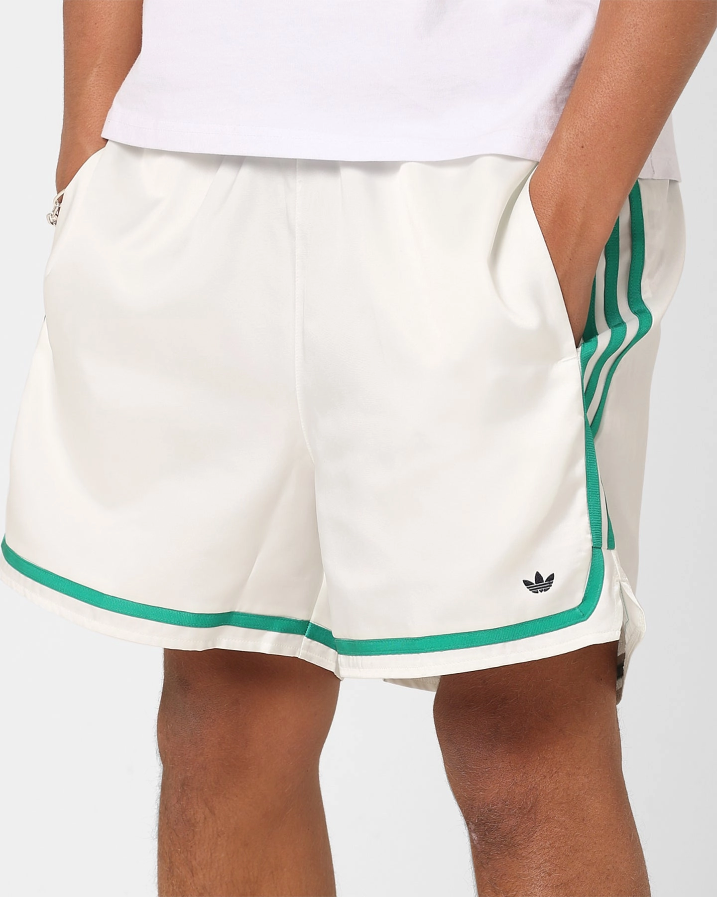 Adidas Hoop Prep Shorts Off White/Court Green Anti Cling Technology Flexible Hemline