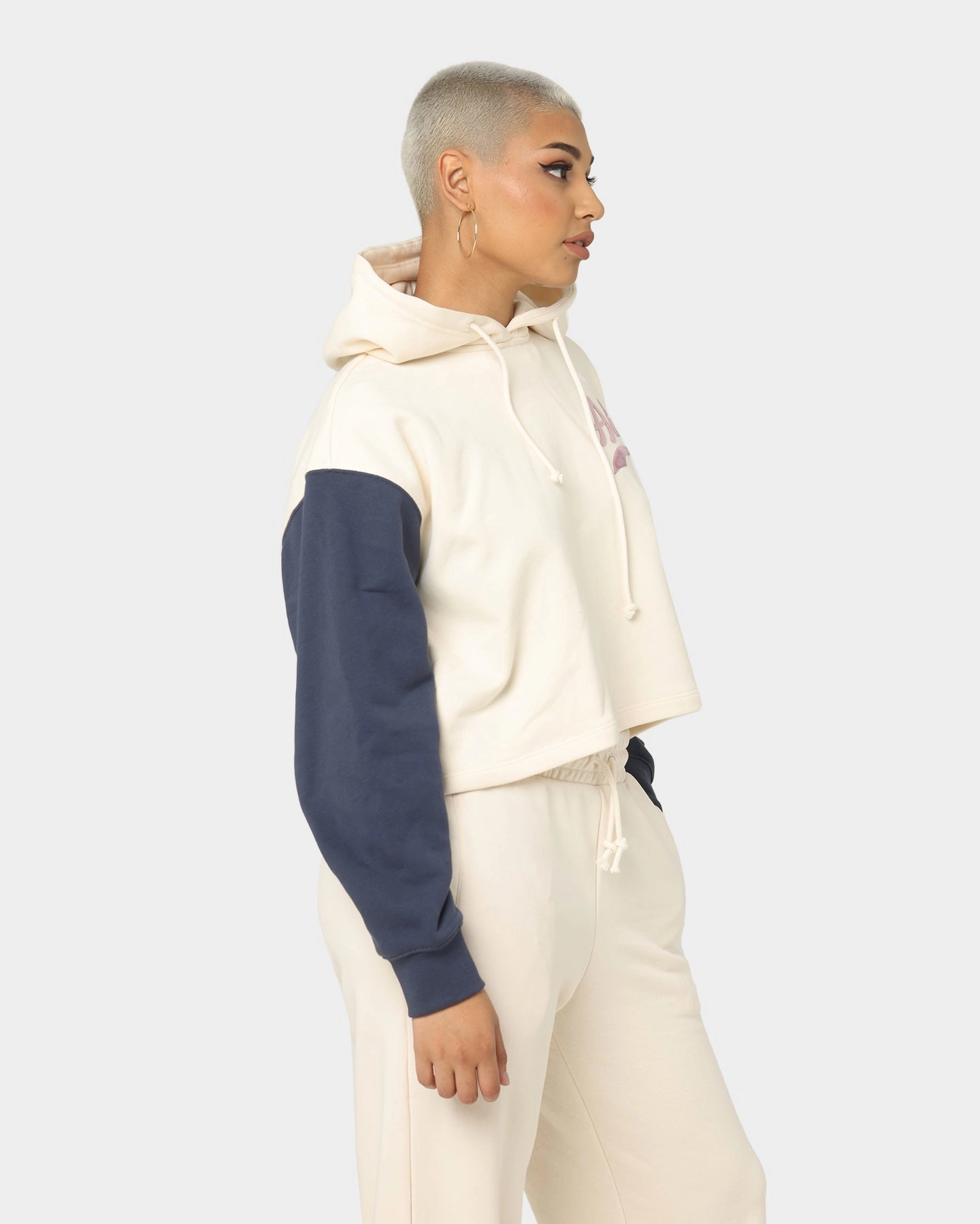 Adidas Women's Modern B-Ball Hoodie Wonder White/Shadow Navy Fast Wear