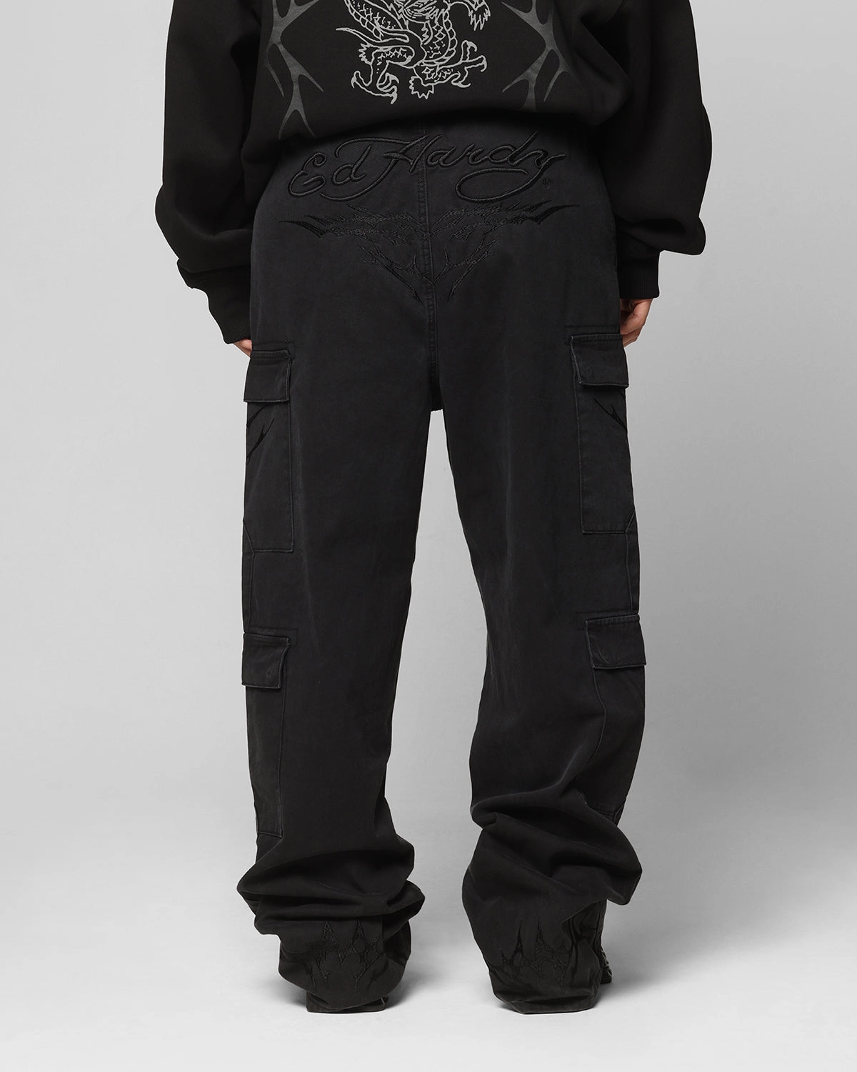 HighDensityWeave Durable Seam Construction Ed Hardy Electric Cargo Pants Washed Black