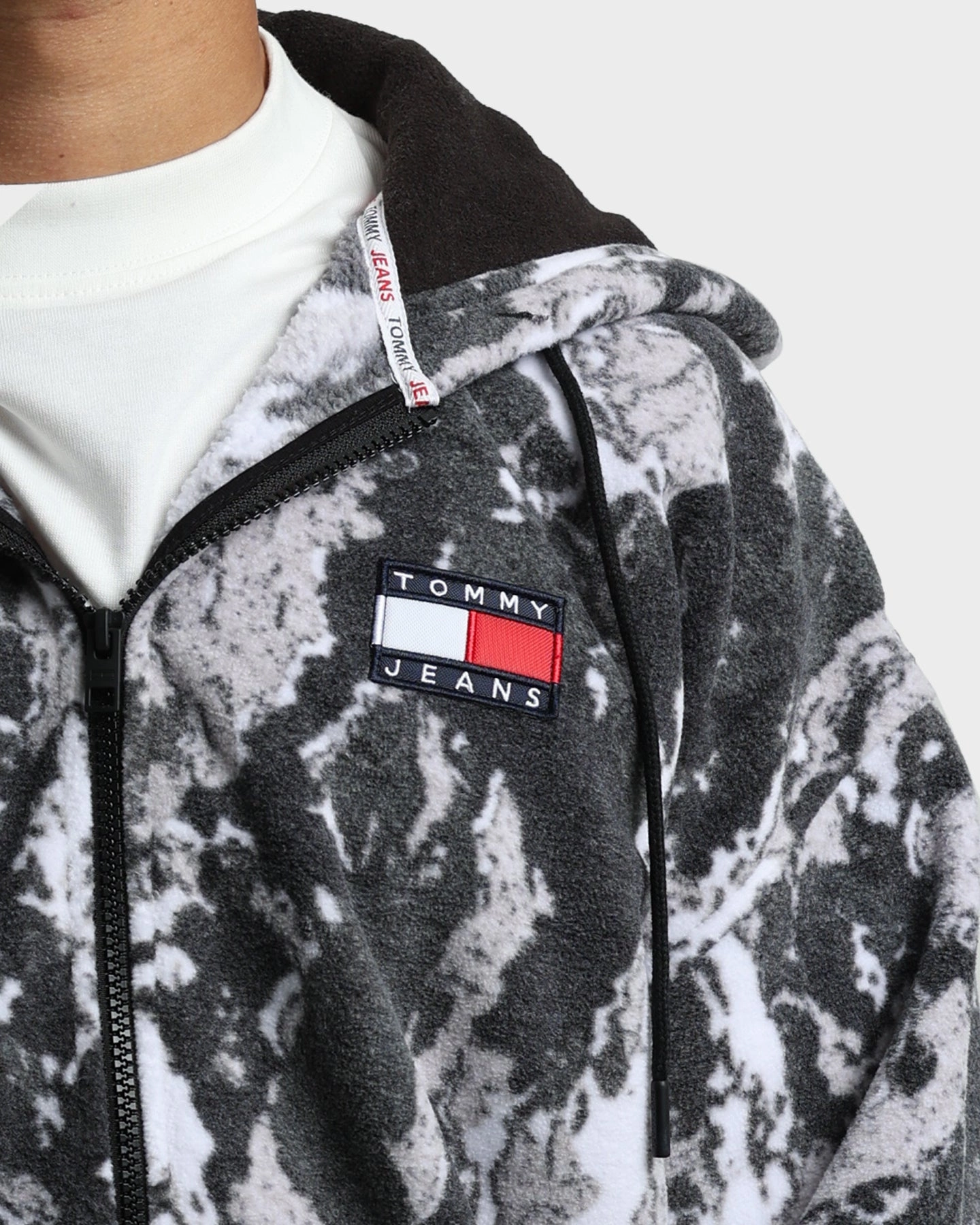 Tommy Jeans Camo Half Zip Hoodie Tonal Camo Print Relax Timeless Form