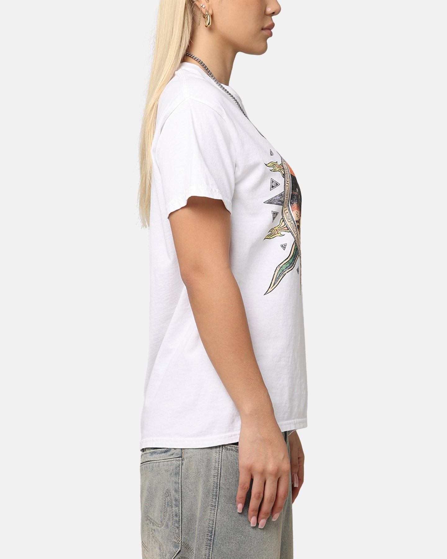 Alice In Chains Flames Vintage T-Shirt White Vintage Classic Layering Flexible Shoulder Seams