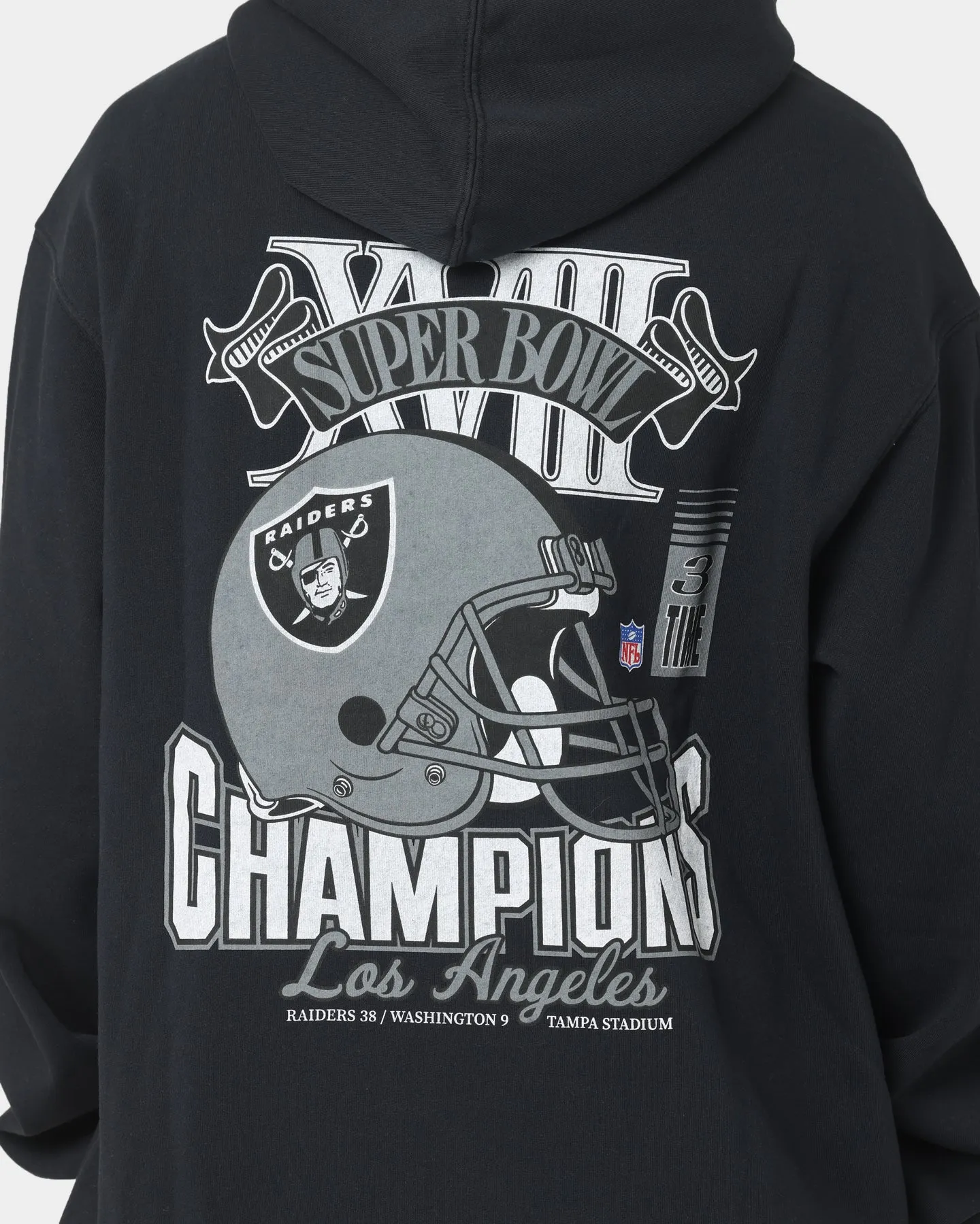 Sports use Unveil Mitchell & Ness Las Vegas Raiders Vintage Superbowl Hoodie Faded Black