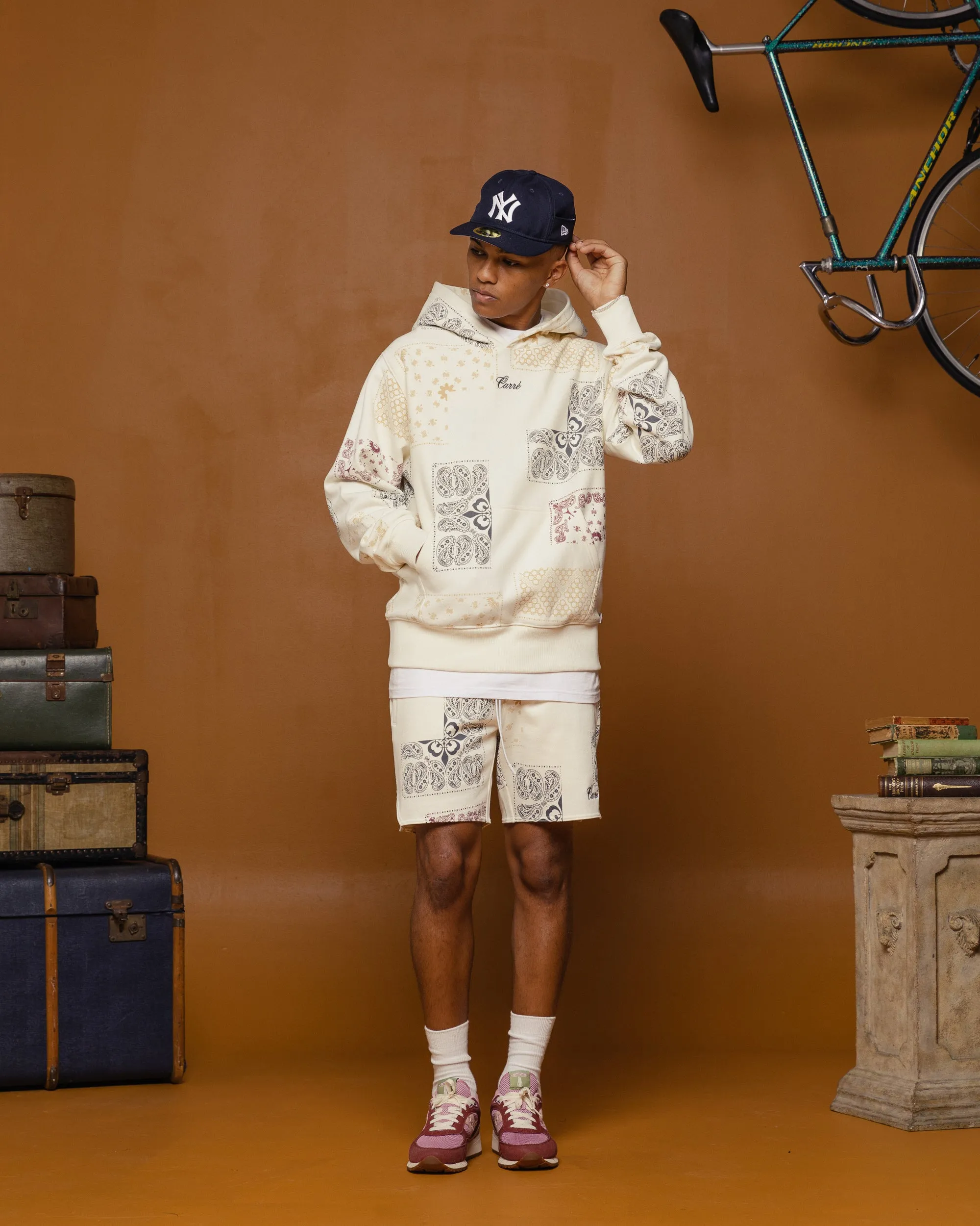 Carre Fragment Paisley Hoodie Off White Elastic suitable for charity events