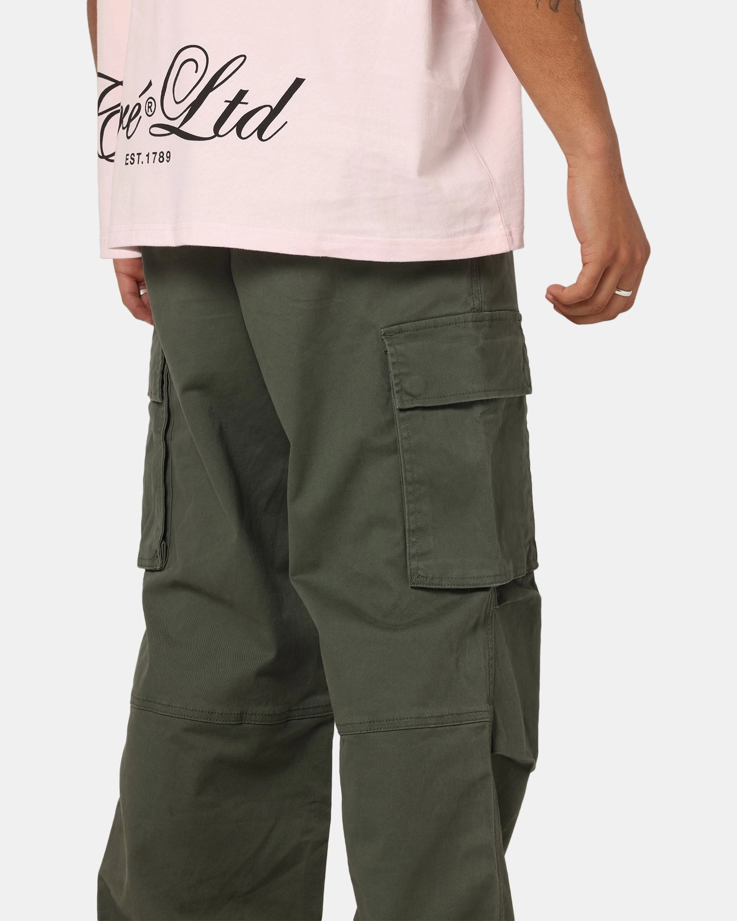 Ultra Soft Inner Layer No Ride Up Carre Classic Cargo Pants Khaki