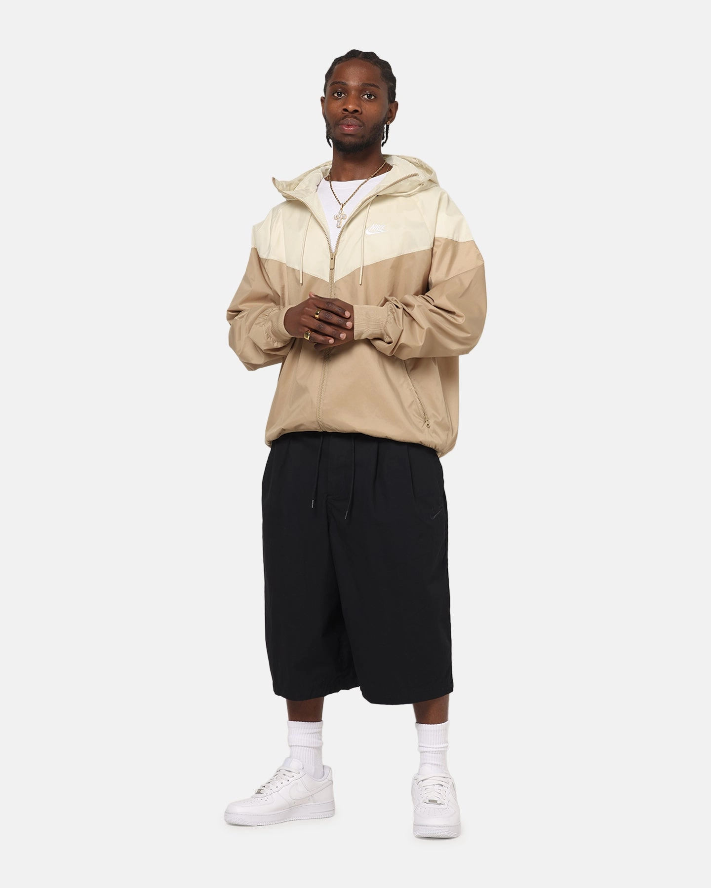 Structured Hemline Nike Club Sheoul Oversized Shorts Black/Black