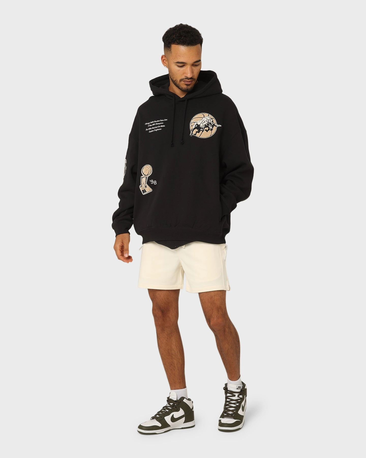 Mitchell & Ness Chicago Bulls Varsity Champions Hoodie Black Classic Comfort