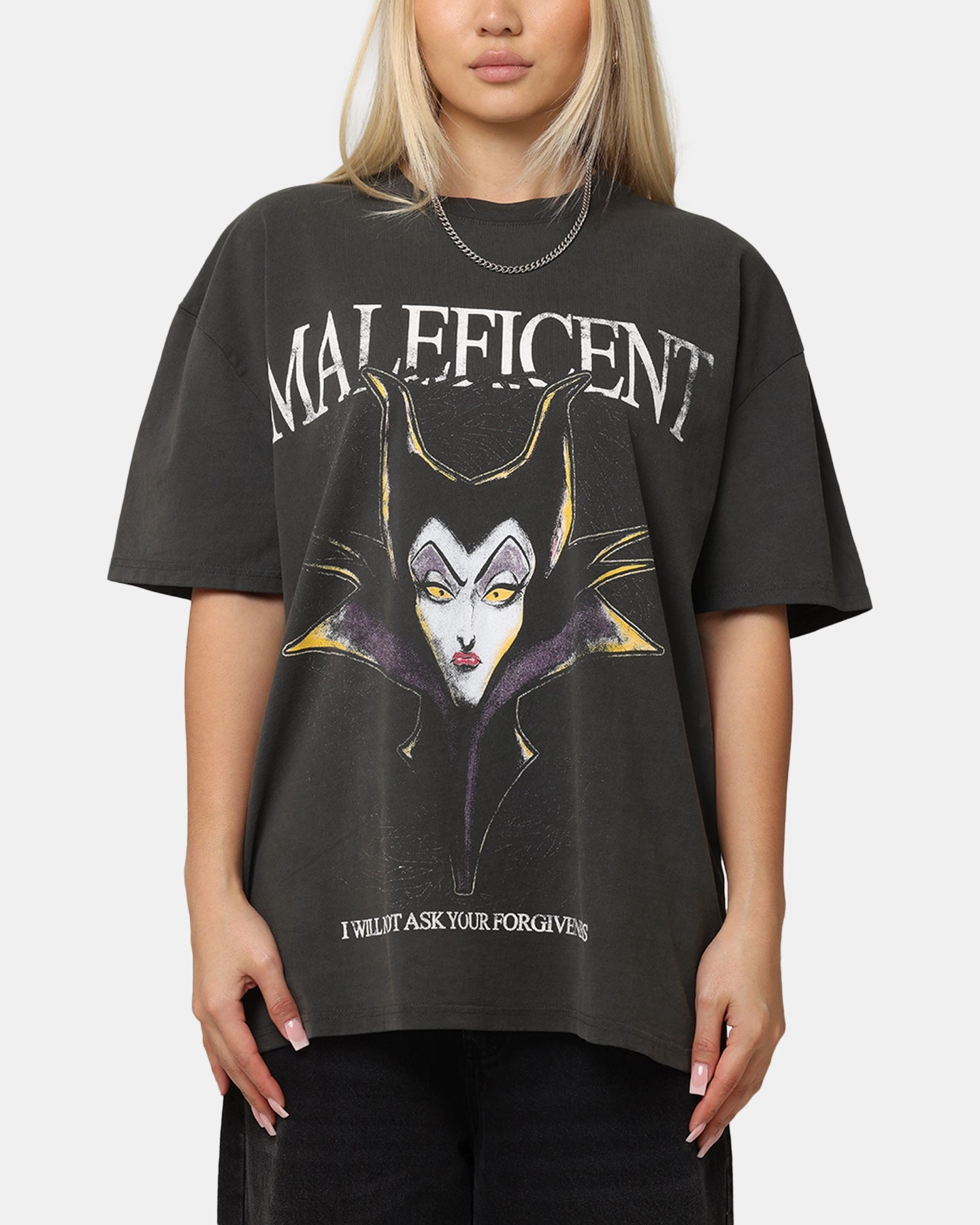 American Thrift Disney Maleficent Heavyweight T-Shirt Black Wash Date night