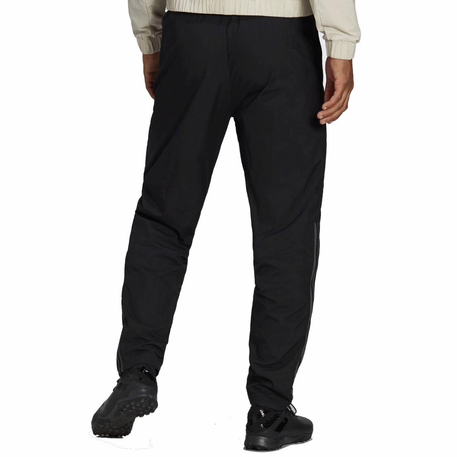 Ergonomic Panel Design Specialty Store Germany black presentation Soccer tracksuit 2022/23 - Adidas