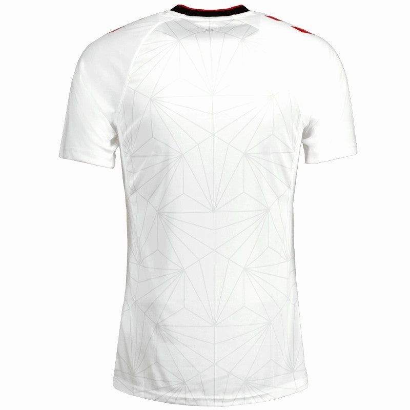 Southampton FC Home soccer jersey 2022/23 - Hummel Pilates outfit