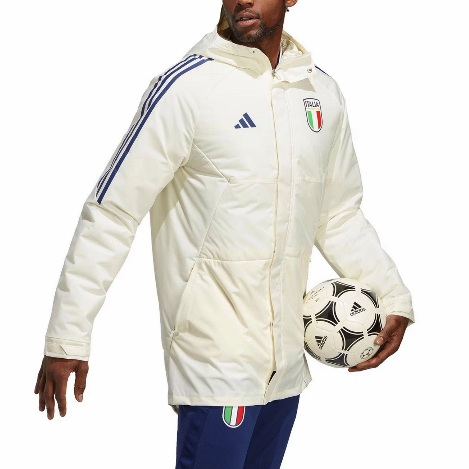 Italy soccer winter bench parka jacket 2023/24 - Adidas Flatlock Seam Technology