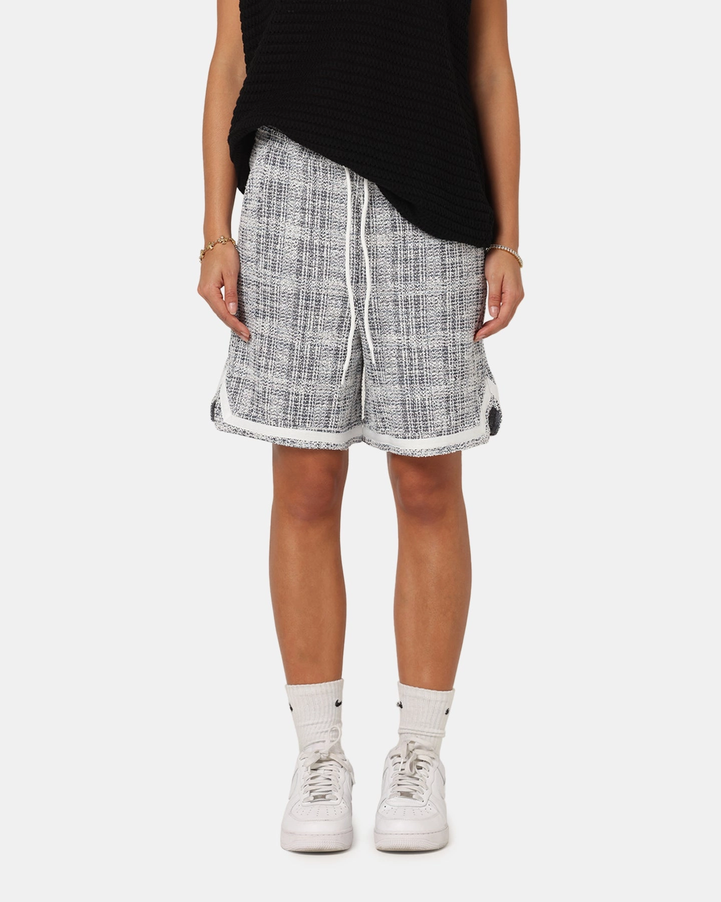 souvenir item XXIII Textured Ball Shorts Navy/Cream