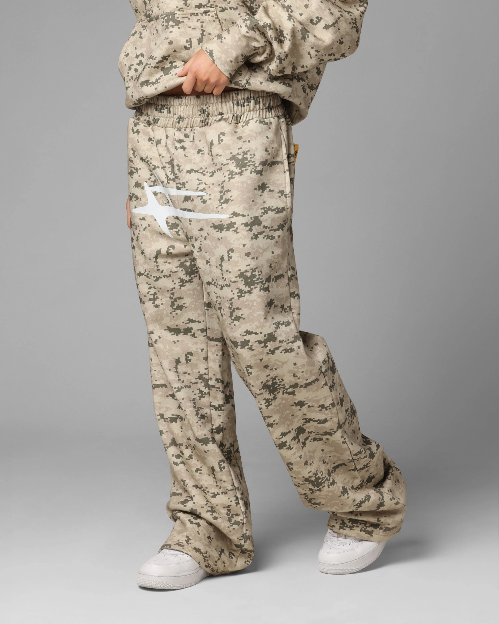 Loiter Hybrid Sweatpants Digi Camo AbrasionGuardTape
