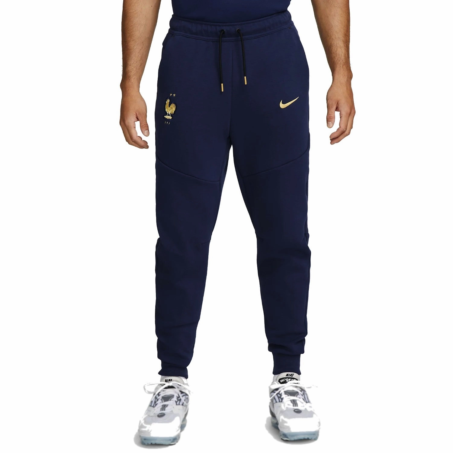 BreathableFabricTech France Tech Fleece presentation soccer pants 2022/23 - Nike