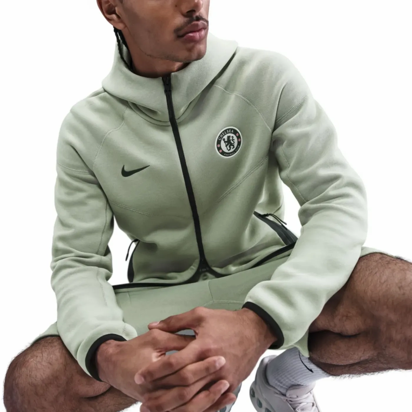 acrylonitrile butadiene styrene sandal venue Chelsea FC Tech Fleece presentation tracksuit 2025/26 - Nike