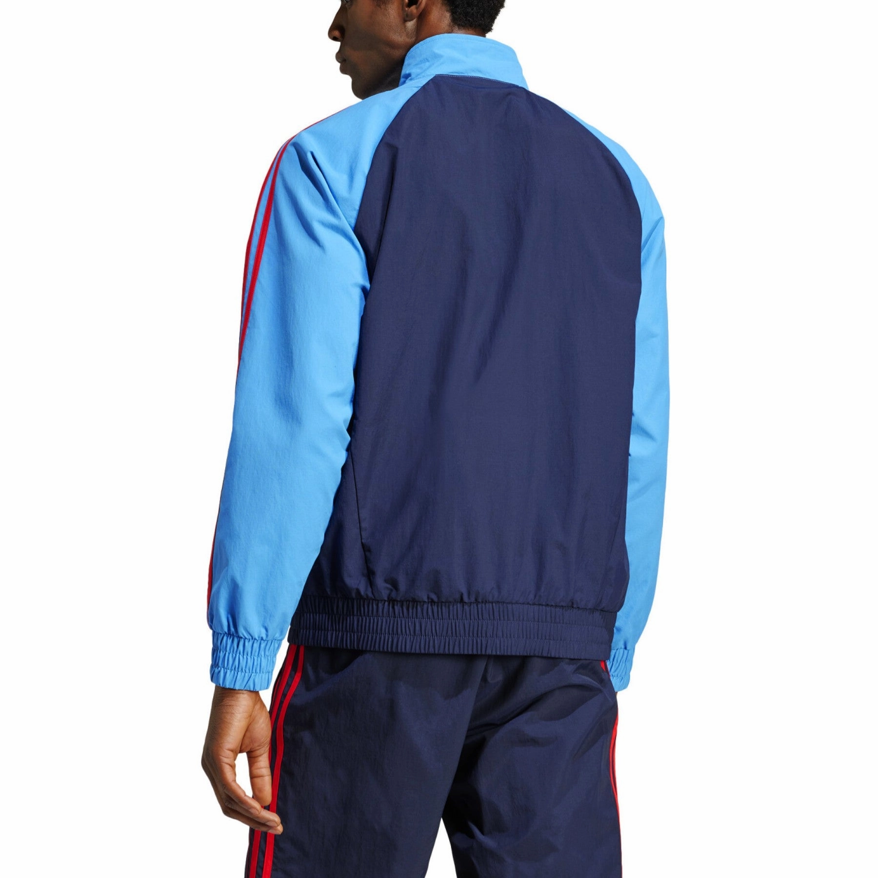 Arsenal FC woven presentation Soccer tracksuit 2024 - Adidas Adaptive Lacing Mechanism Hypoallergenic Inner Layer