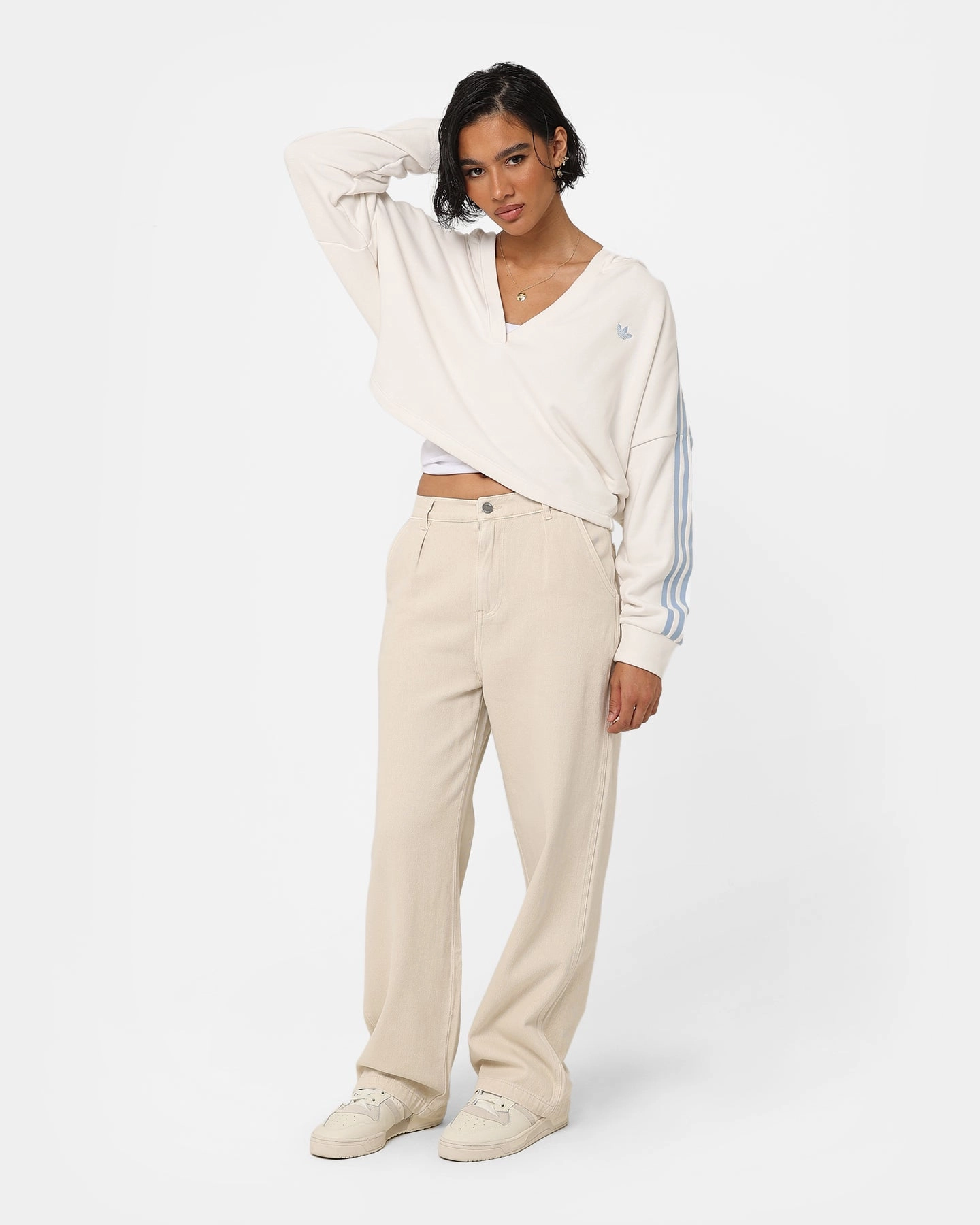 Adidas Women's Cropped Hoodie Clowhi Low Profile Fasteners