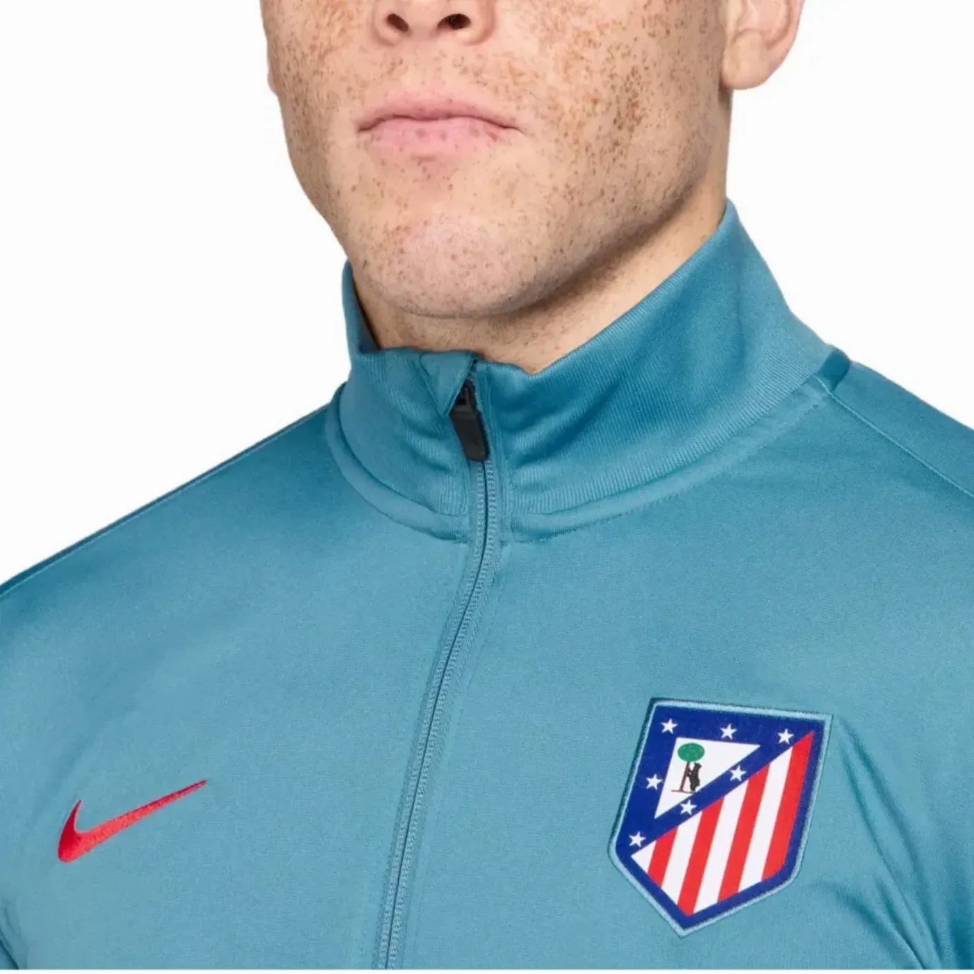 Quick Access Storage Pockets organic materials Atletico Madrid training presentation Soccer tracksuit 2024/25 - Nike