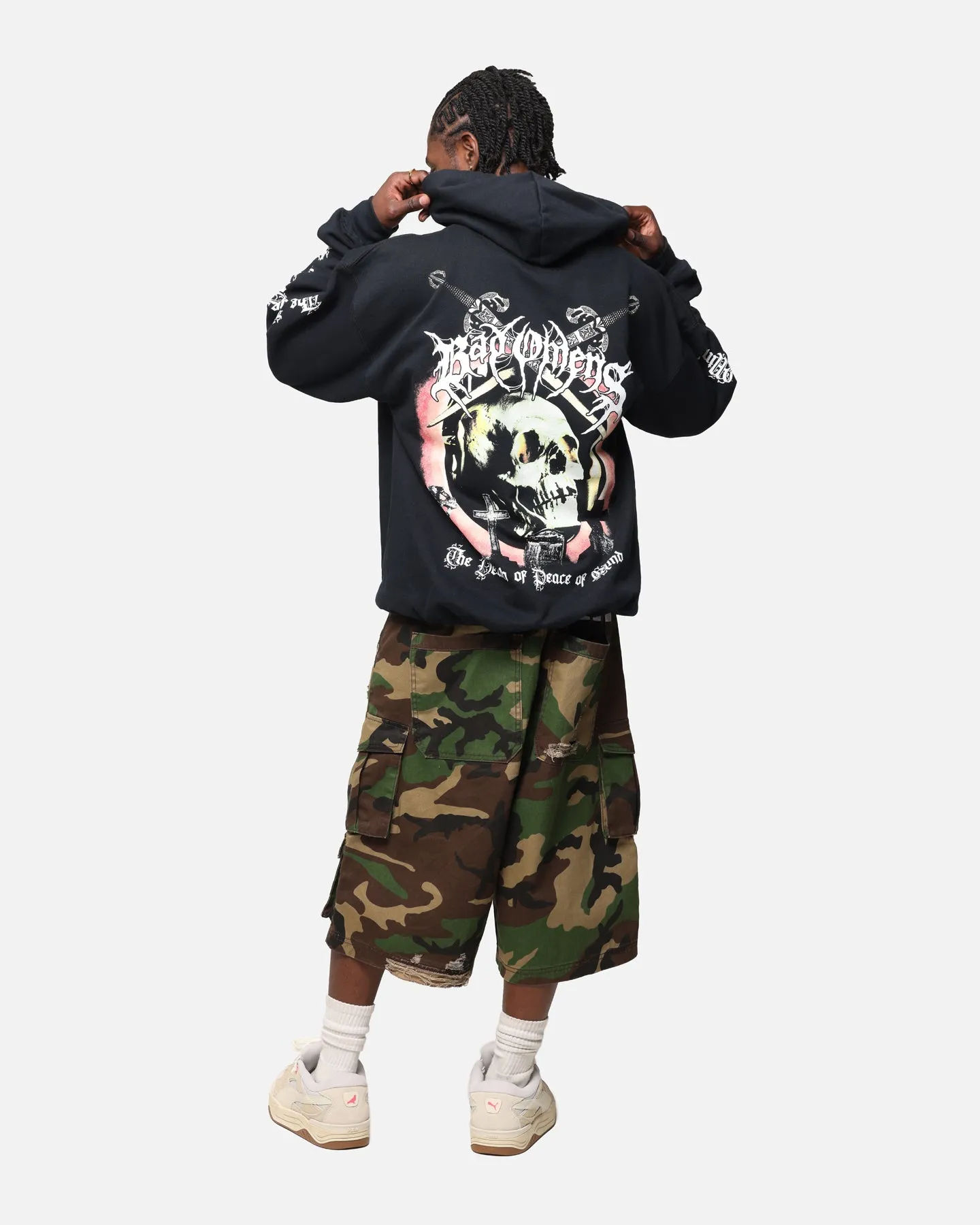 Bad Omens Skull Grave Hoodie Black NoiseReduced Closure System NonRestrictive Armholes