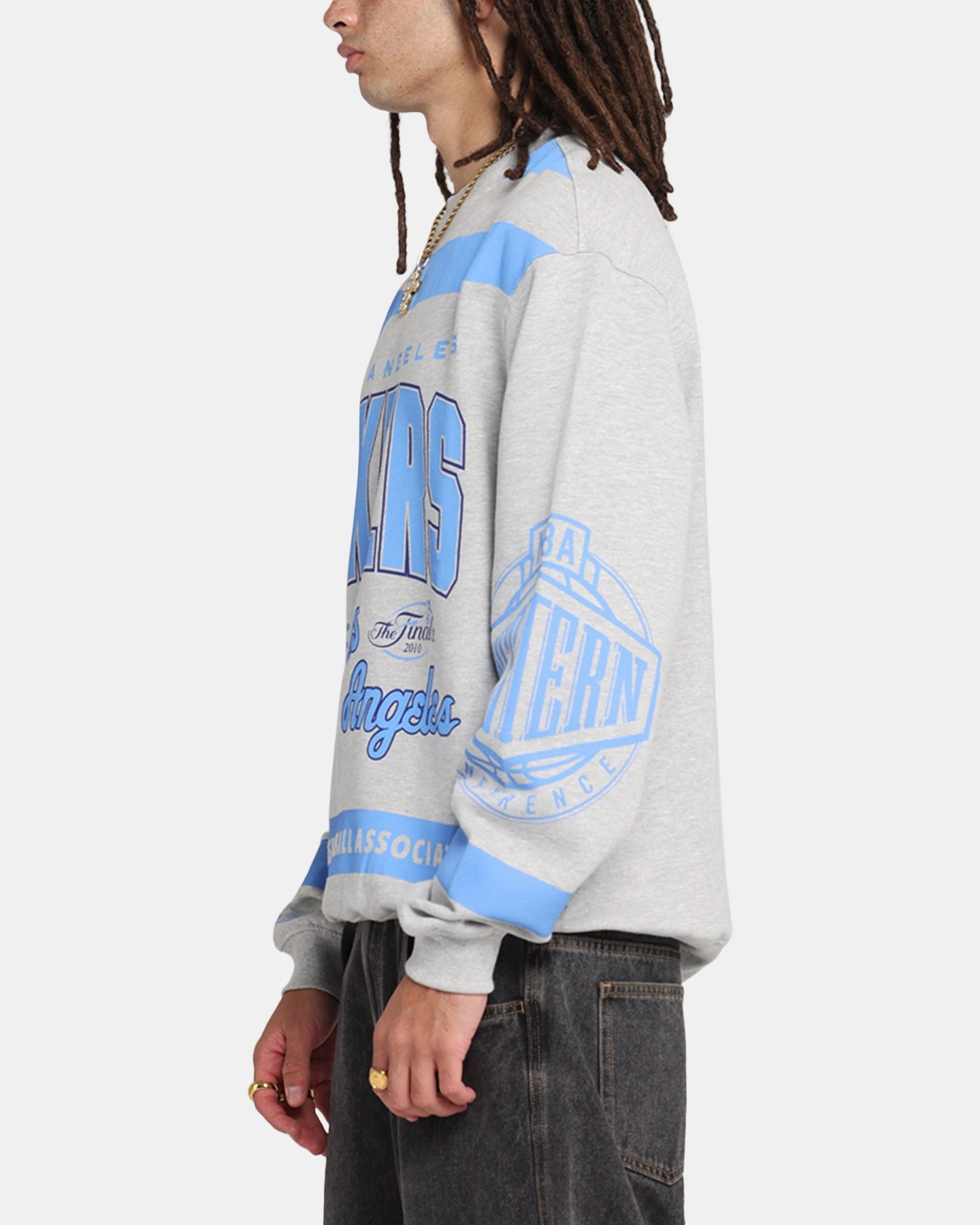 Mitchell & Ness Los Angeles Lakers Letterform Crewneck Grey Marle Sophisticated Style