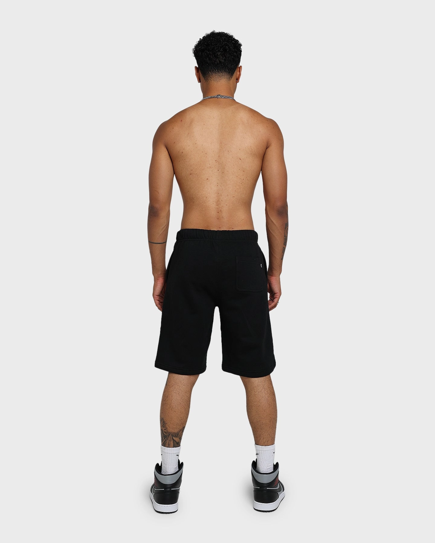 Active Look Sport Mood HUF X Marvel Smash Up Fleece Shorts Black