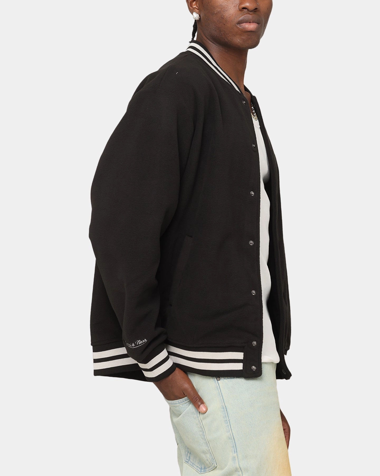 Mitchell & Ness Los Angeles Lakers Champions Jacket Black Beach Soft Interior Lining