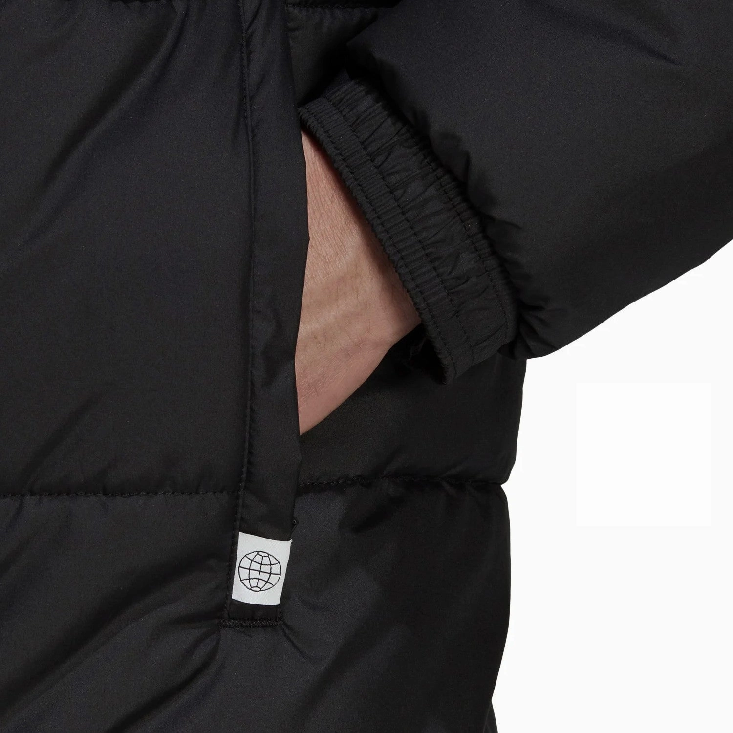 amusement park Ergonomic Panel Design Belgium winter training bench jacket 2022/23 - Adidas