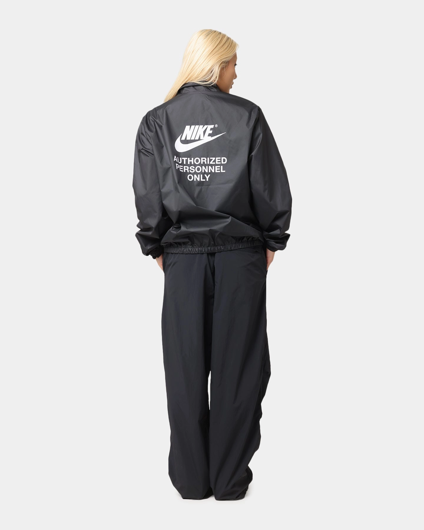 Nike Woven Full Zip Jacket Black/Black Long-sleeved