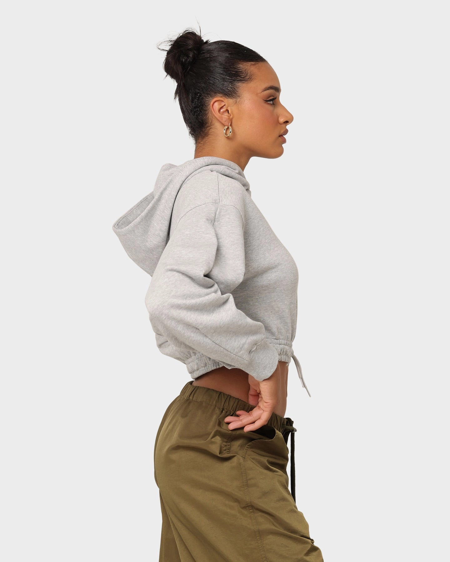 Puma Women's Classics Cropped Hoodie Light Gray Heather Ergonomic Paneling