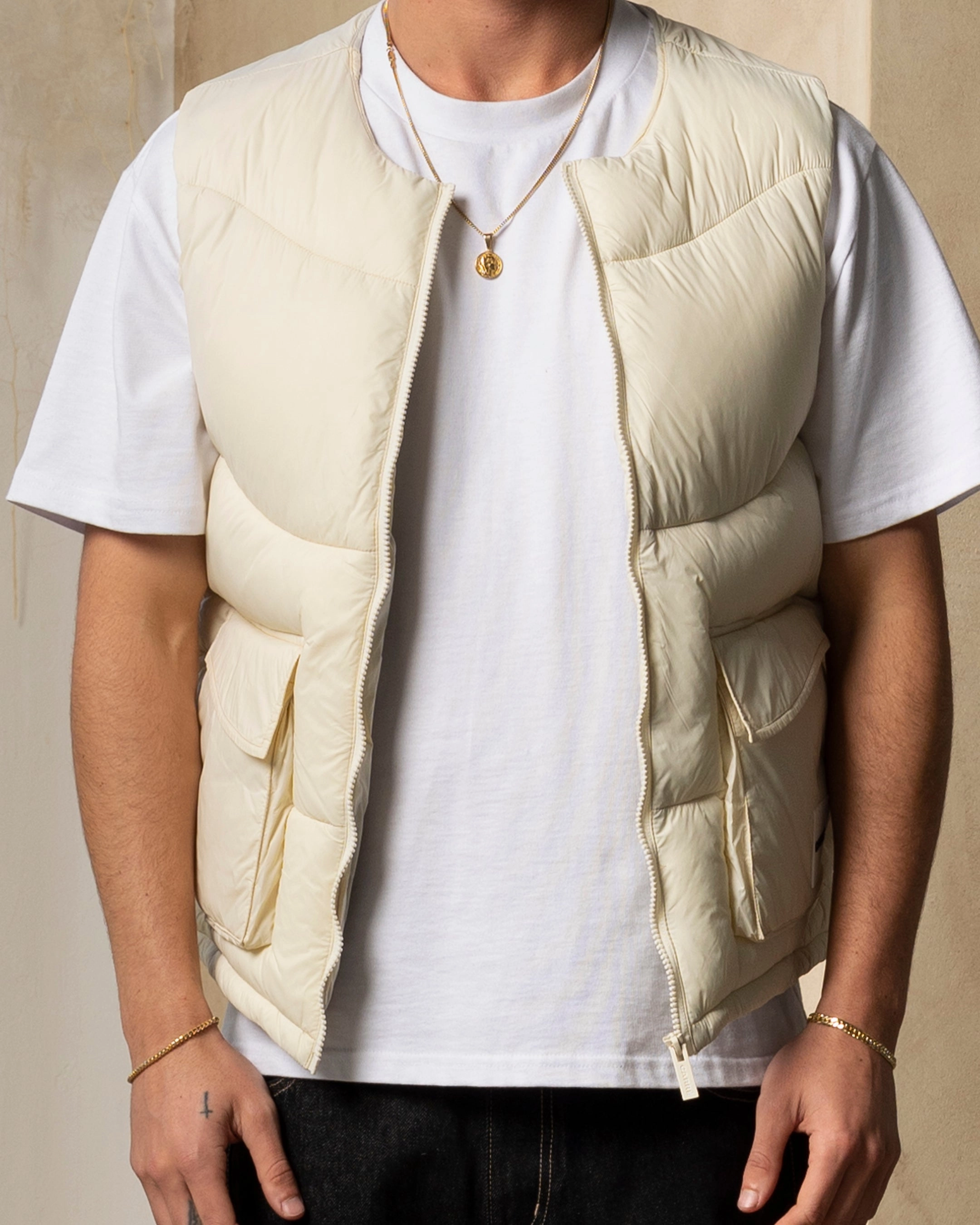 Carre Wave Puffer Vest Light Stone Sport Fit