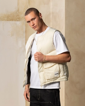 Carre Wave Puffer Vest Light Stone release Likelihood
