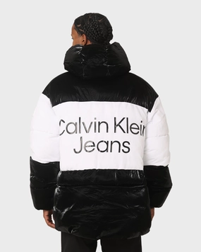 Calvin Klein Bold Logo Colourblock Puffer Jacket Ck Black/Bright White Imagine