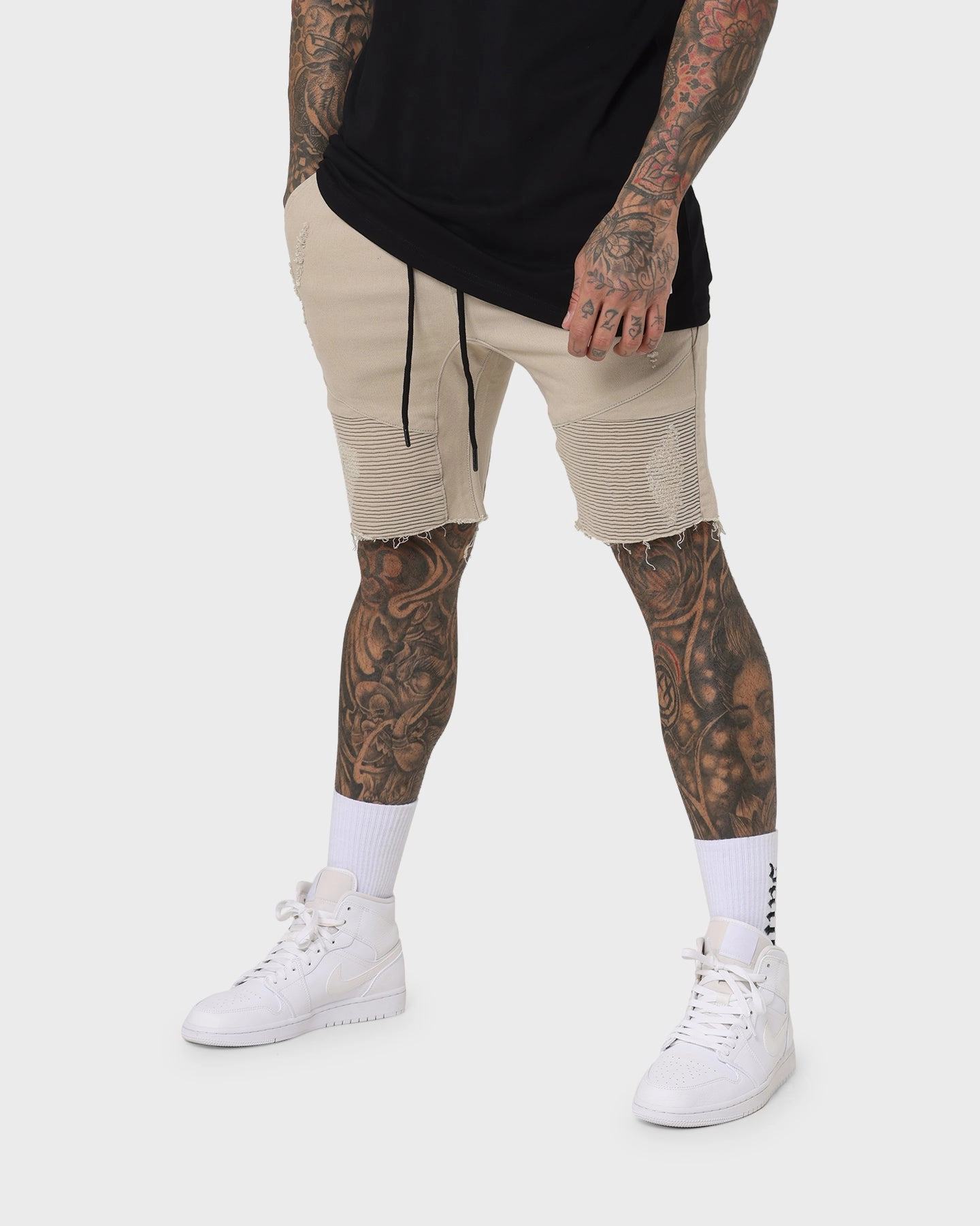 Saint Morta United Distressed Biker Shorts Stone Clean Finish