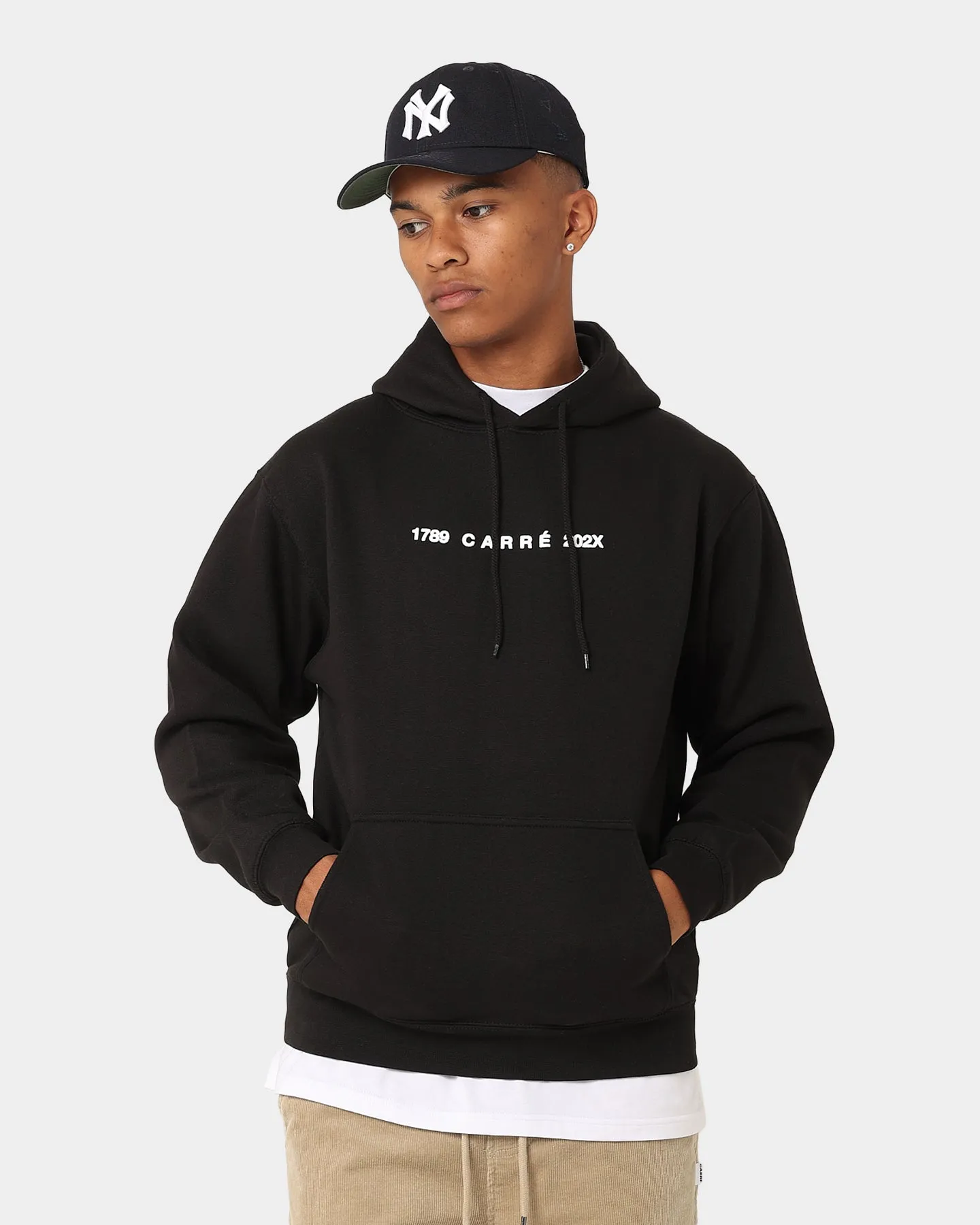 Carr?? 202X Essential Hoodie Black cyclist
