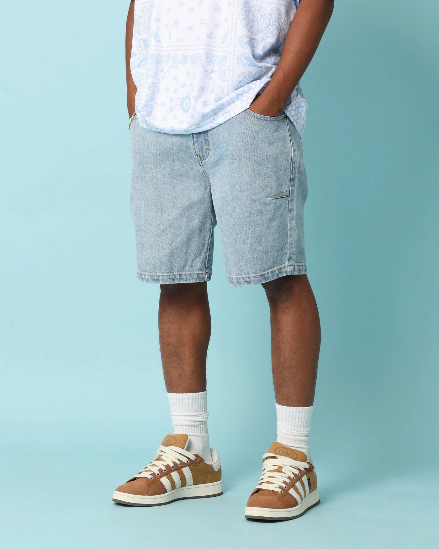 Flats Carr?? Club Carr?? Jort Light Wash Denim