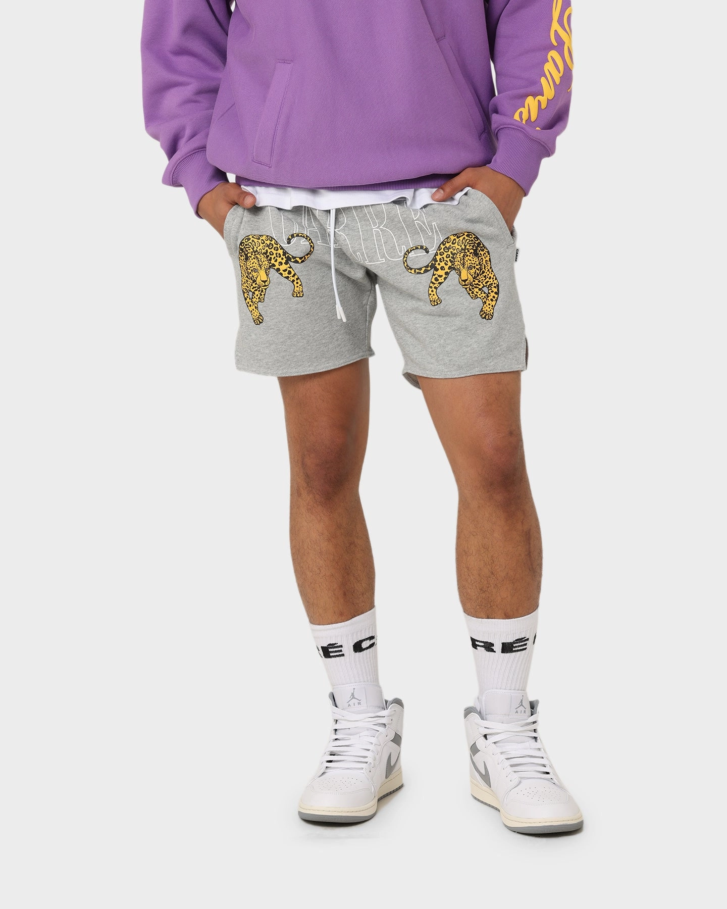 Free Movement Zero Chafe Construction Carr?? Leo Sweat Short Grey Marle