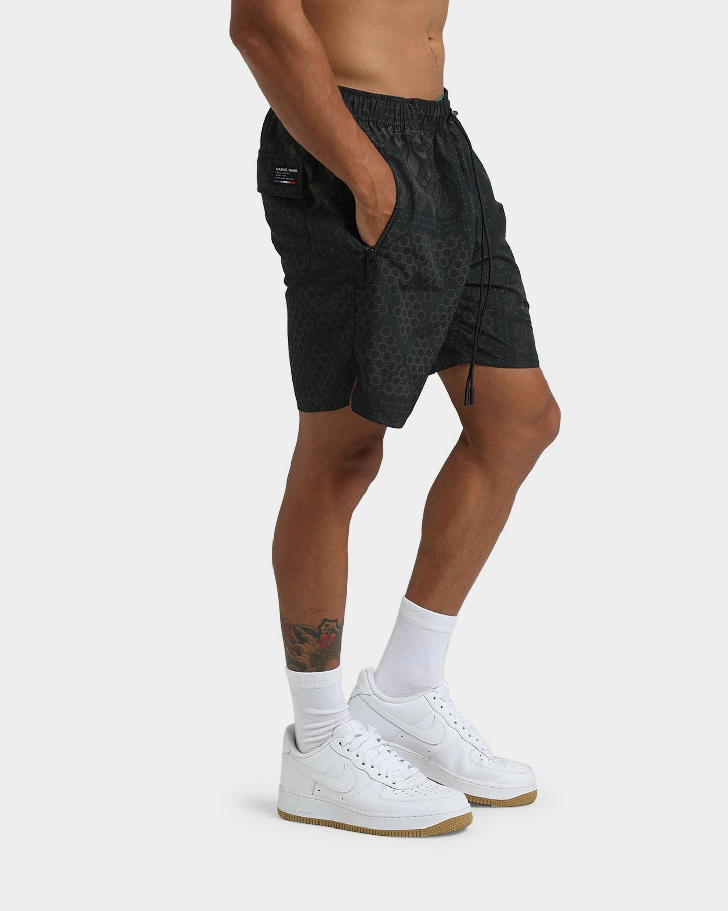 Classic Fit Carre Bandana Ultra LP Shorts Black