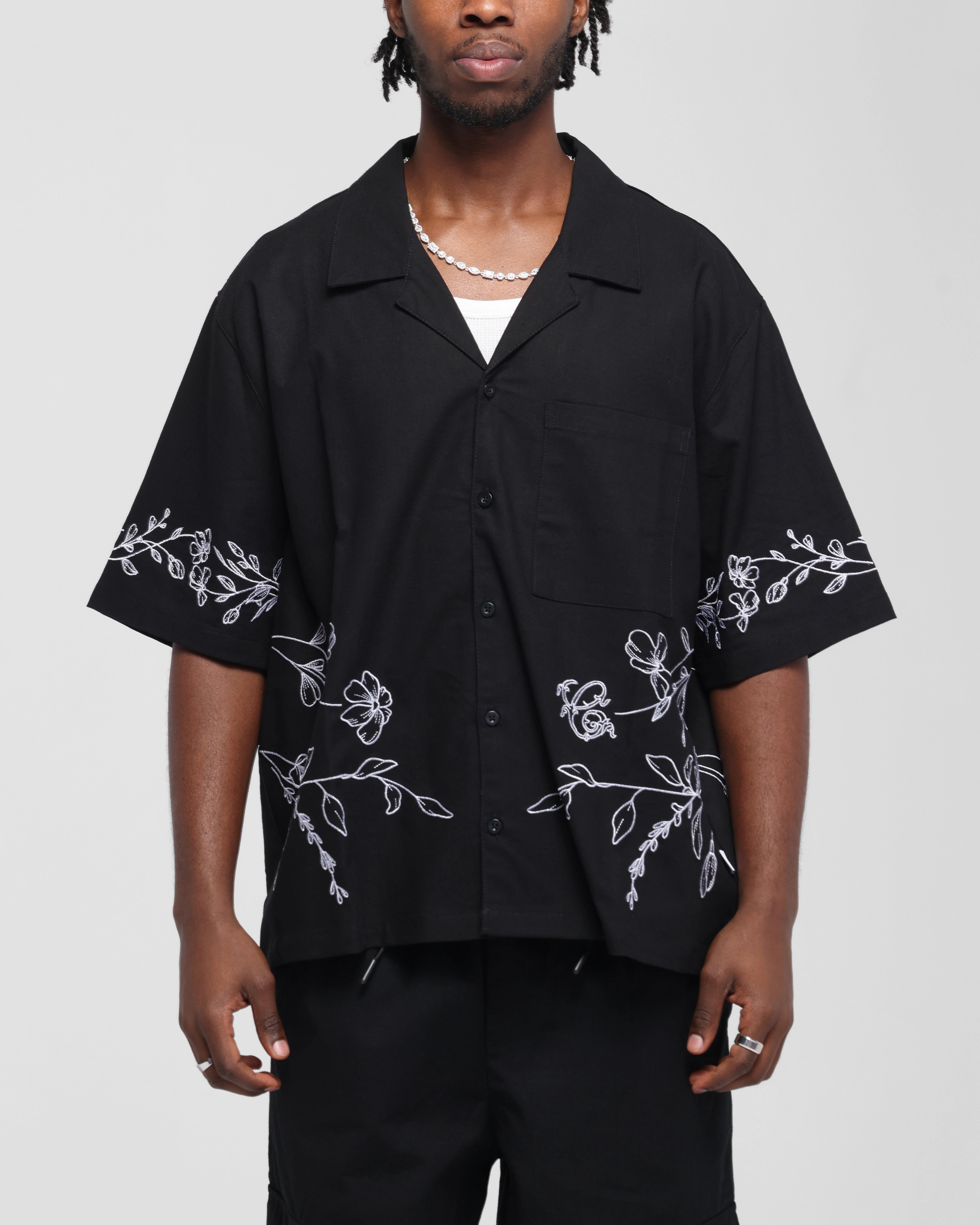 Carre Botanica Button Up Shirt Black Sustainable Choice Pocket Detail