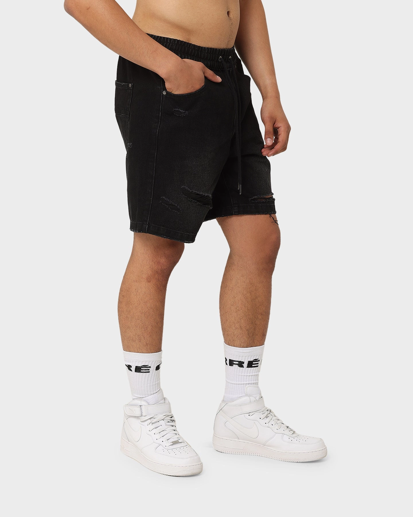 Multi Directional Flex Water Repellent Coating Carre Bouffant Distressed Shorts Black