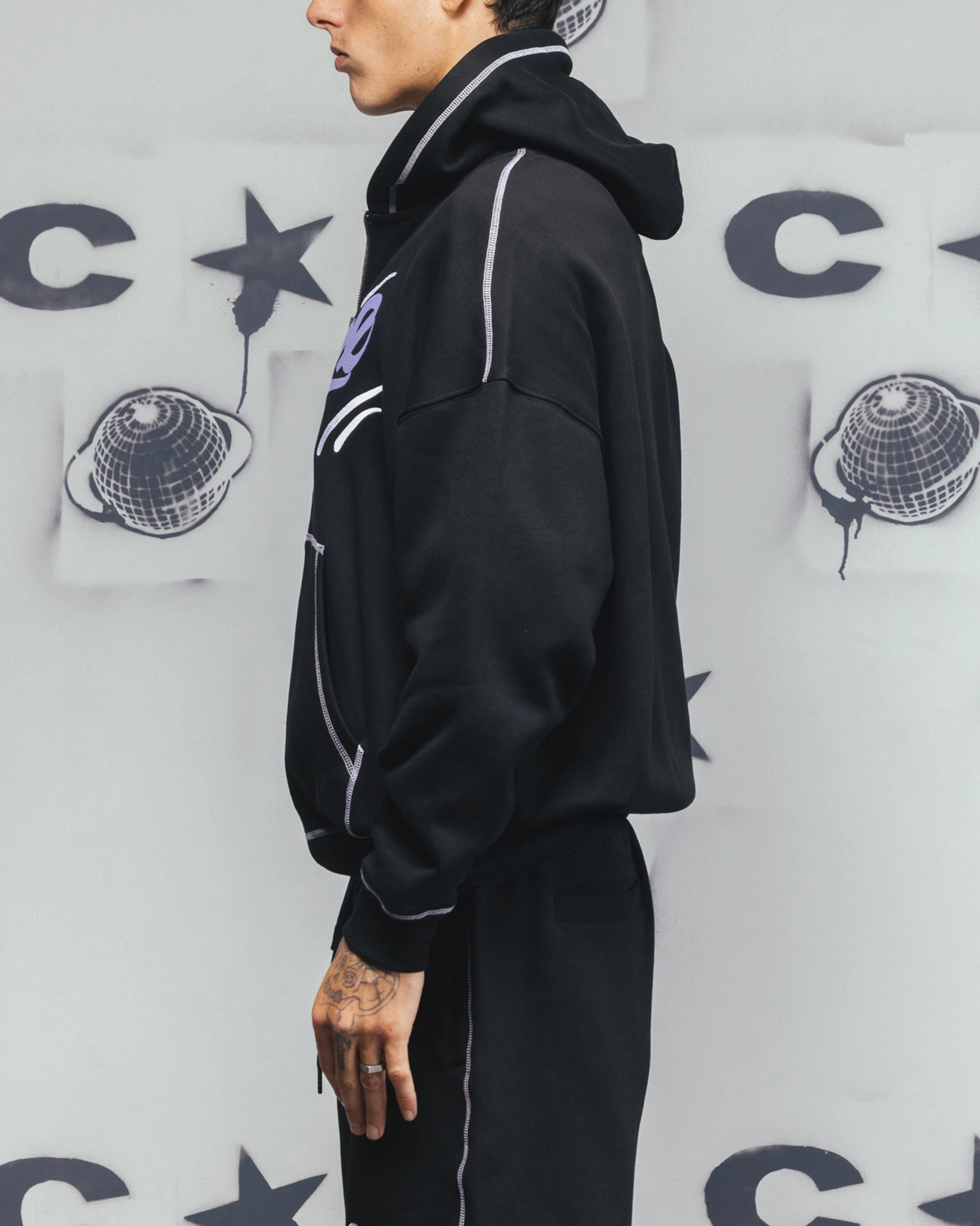 Giftable Item Non Fade Technology Carre Corrupt Hoodie Black