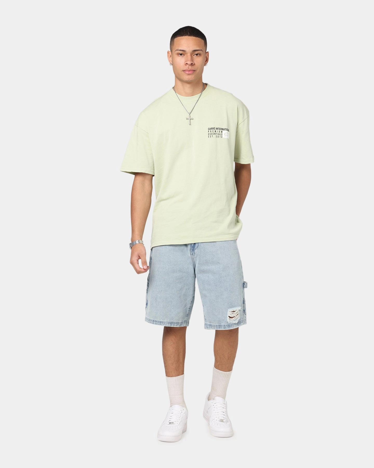 Non Restrictive Movement Weekend Wear Carre Distressed Carpenter Jorts Light Blue Wash