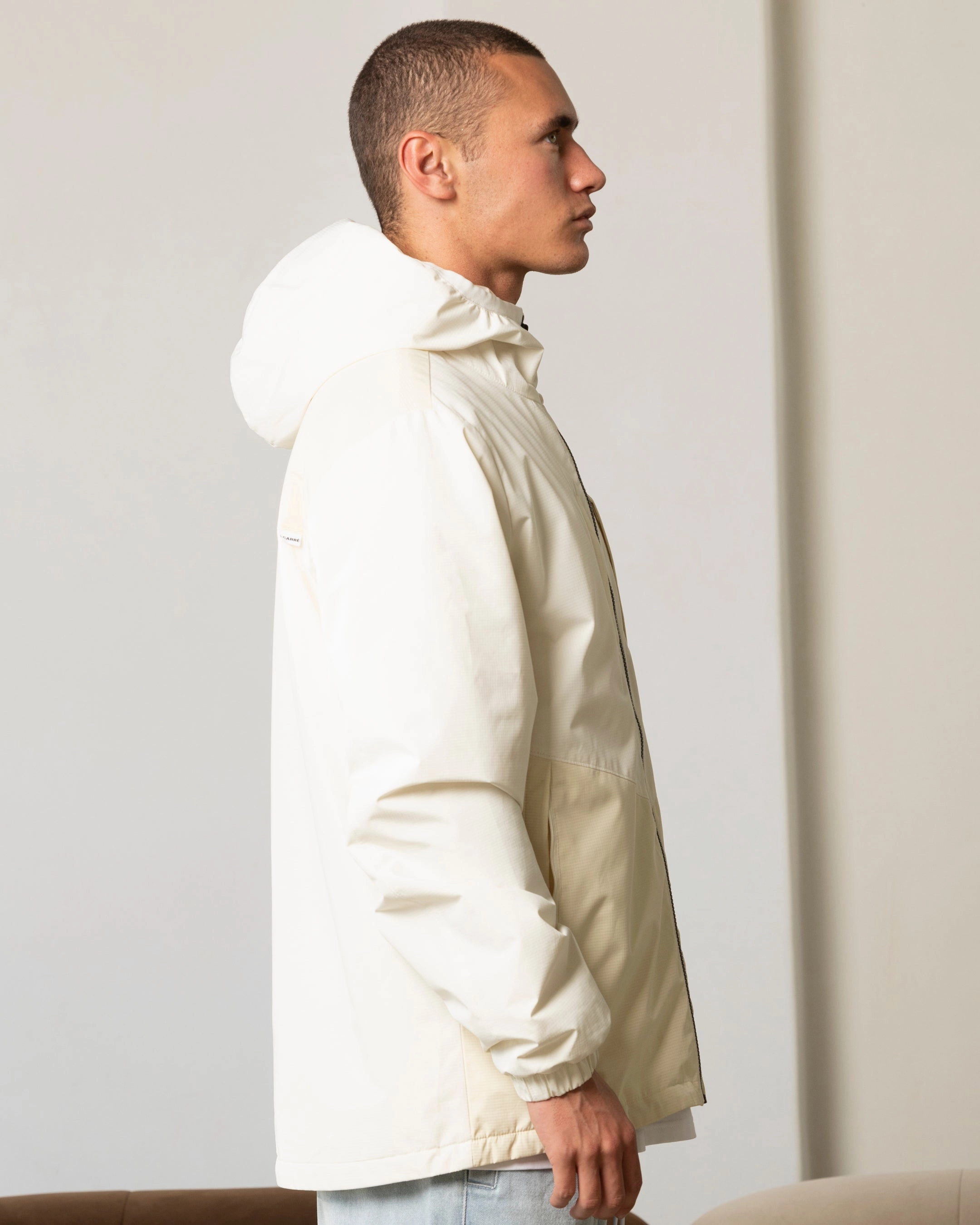 suitable for casual gatherings ReflectiveDetailing Carre Elevation Shell Jacket Stone/Off White